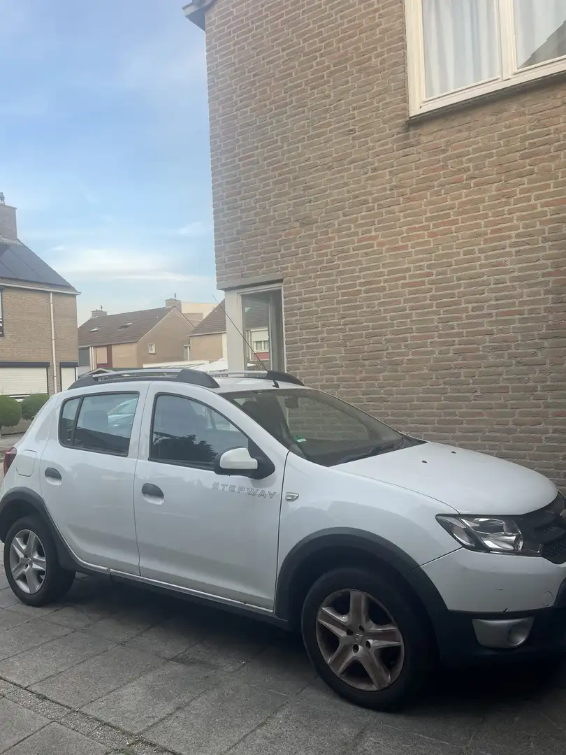 Dacia Sandero dCi 90 S&S Laureate - 1