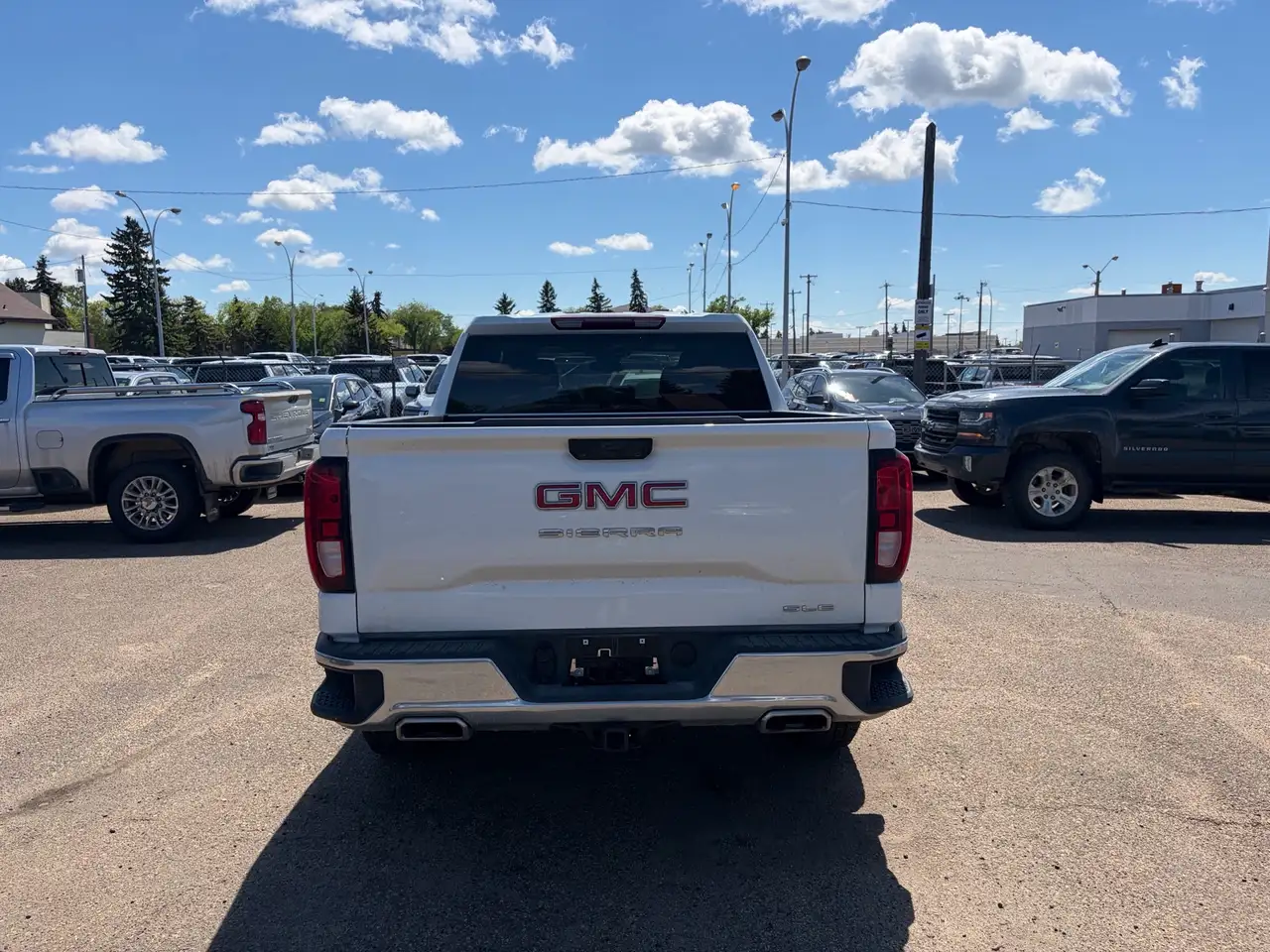 GMC Sierra 1500 снимка GMC Sierra 1500