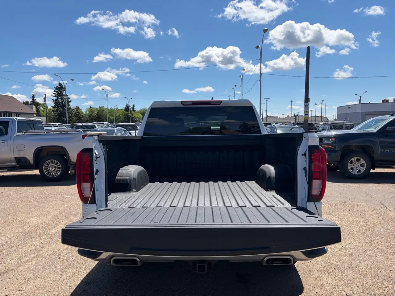 GMC Sierra 1500 снимка GMC Sierra 1500