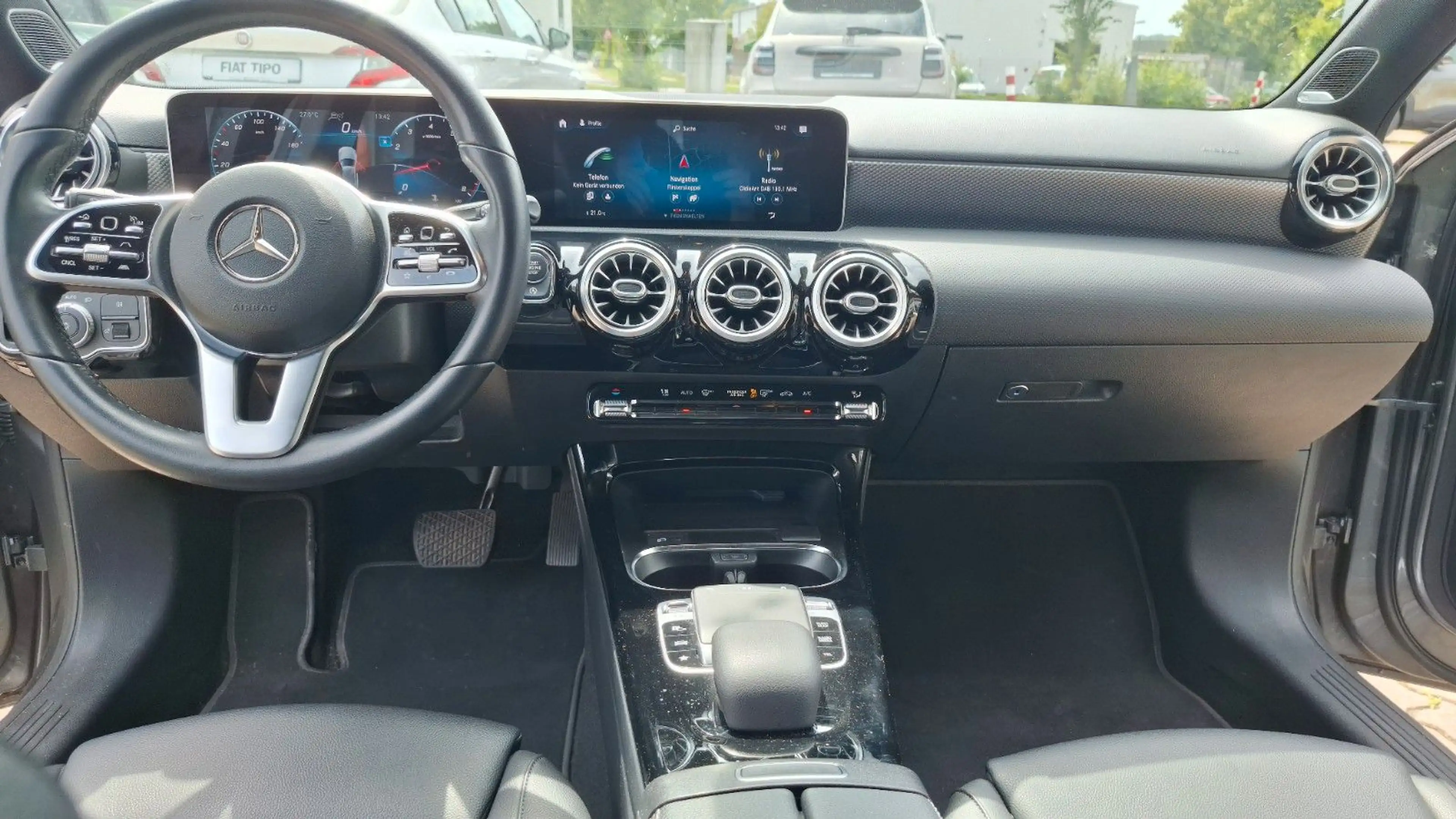 Mercedes-Benz A 200 Progressive — photo 6