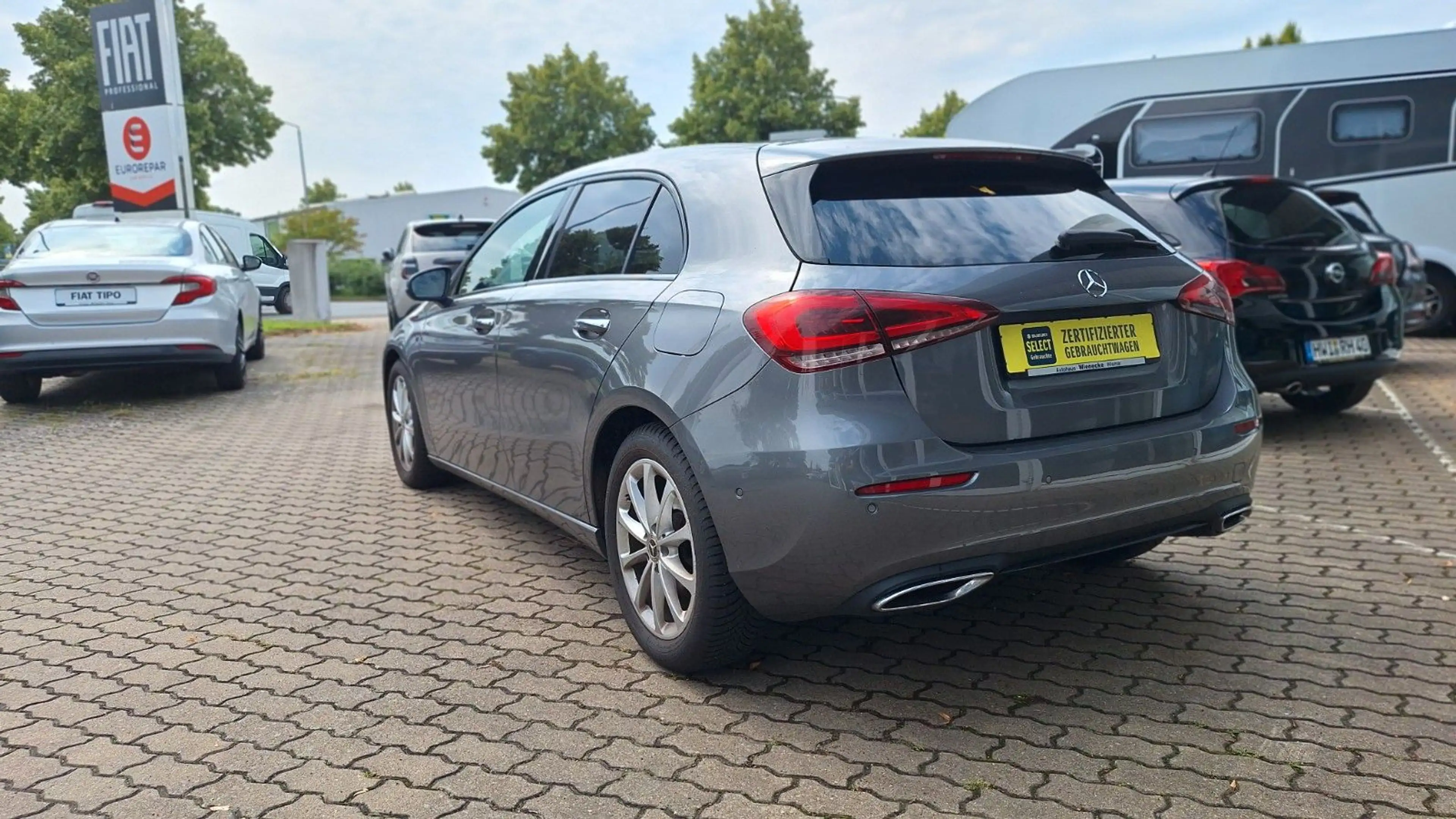 Mercedes-Benz A 200 Progressive — photo 4