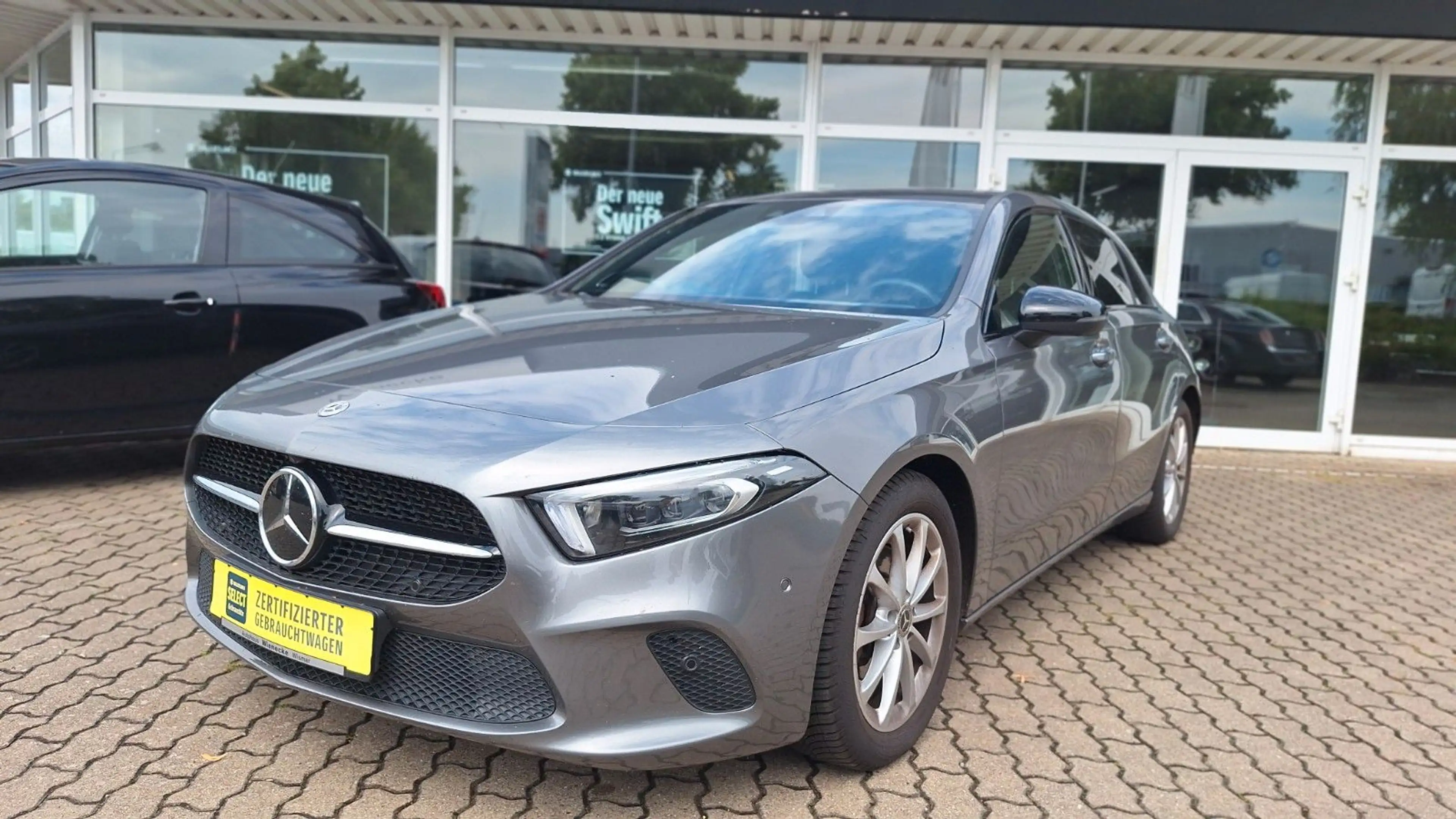Mercedes-Benz A 200 Progressive
