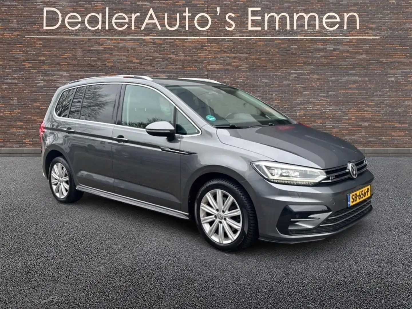 Volkswagen Touran 1.4 TSI R-LINE 7pers. LED LMV NAVI ECC Grau - 1