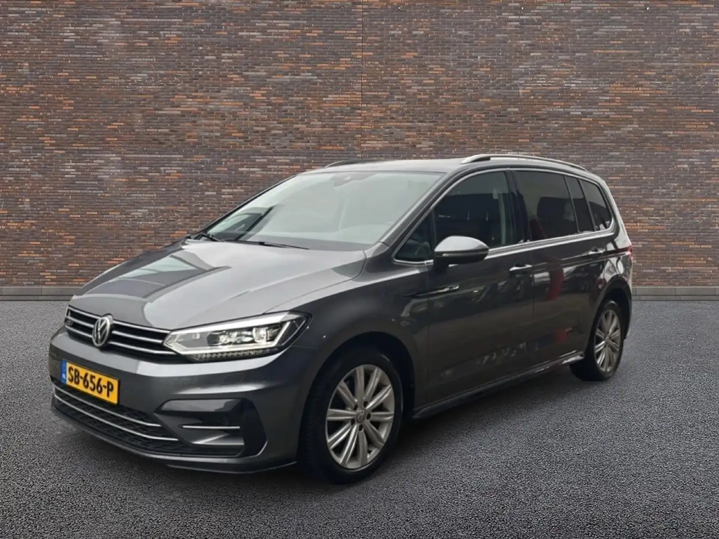 Volkswagen Touran 1.4 TSI R-LINE 7pers. LED LMV NAVI ECC Grau - 2