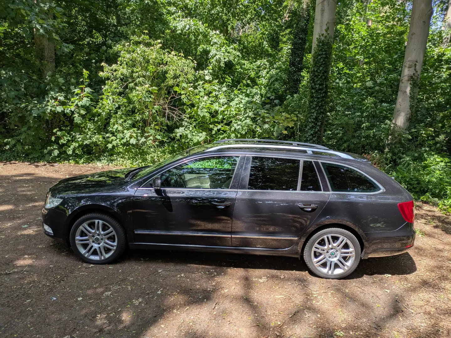 Skoda Superb Superb Combi 3.6 V6 4x4Elegance 1 HD. Schwarz - 2