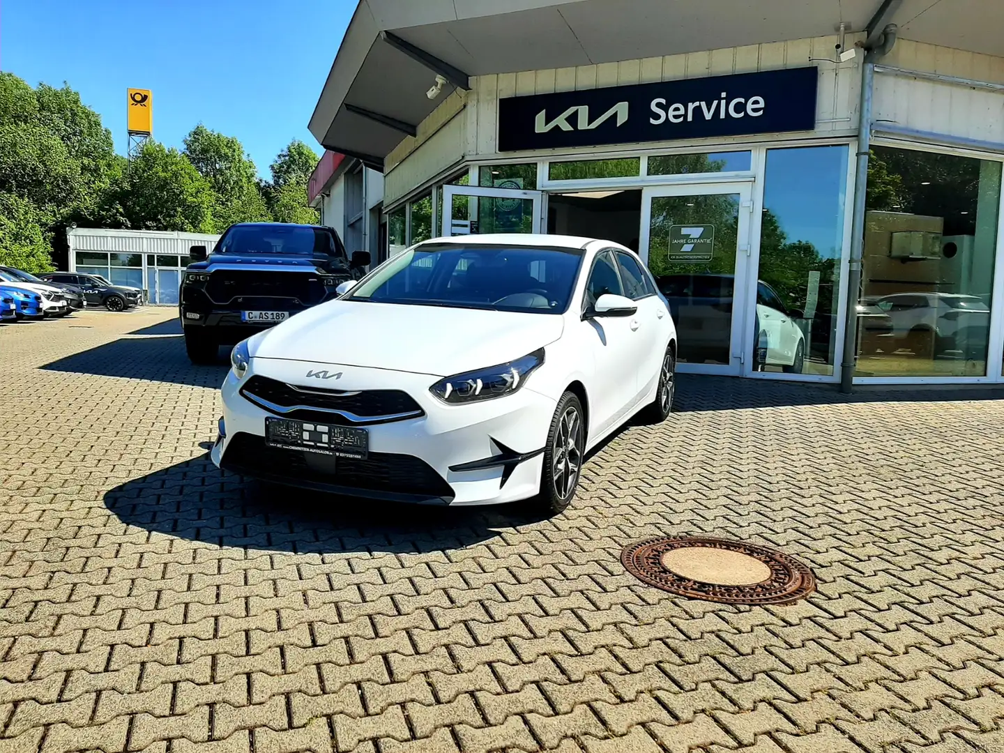 Kia Ceed / cee'd 1.5T DCT Spirit STD Weiß - 2