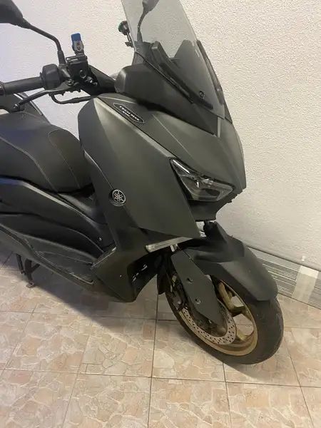 Yamaha X-Max 125 - foto 2