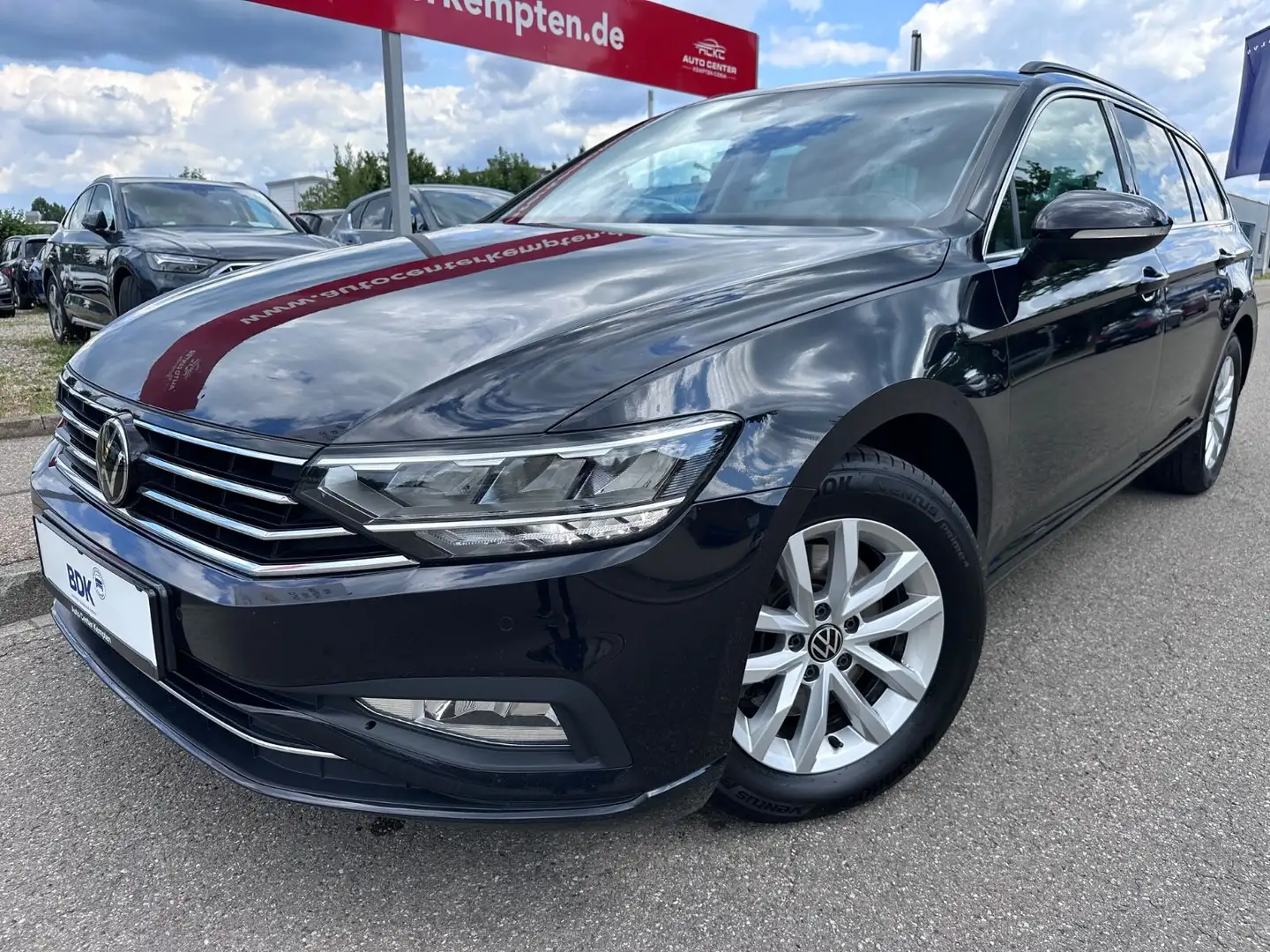 Volkswagen Passat Variant Business*LED*ACC*KAMERA*MASSAGE Zwart - 1