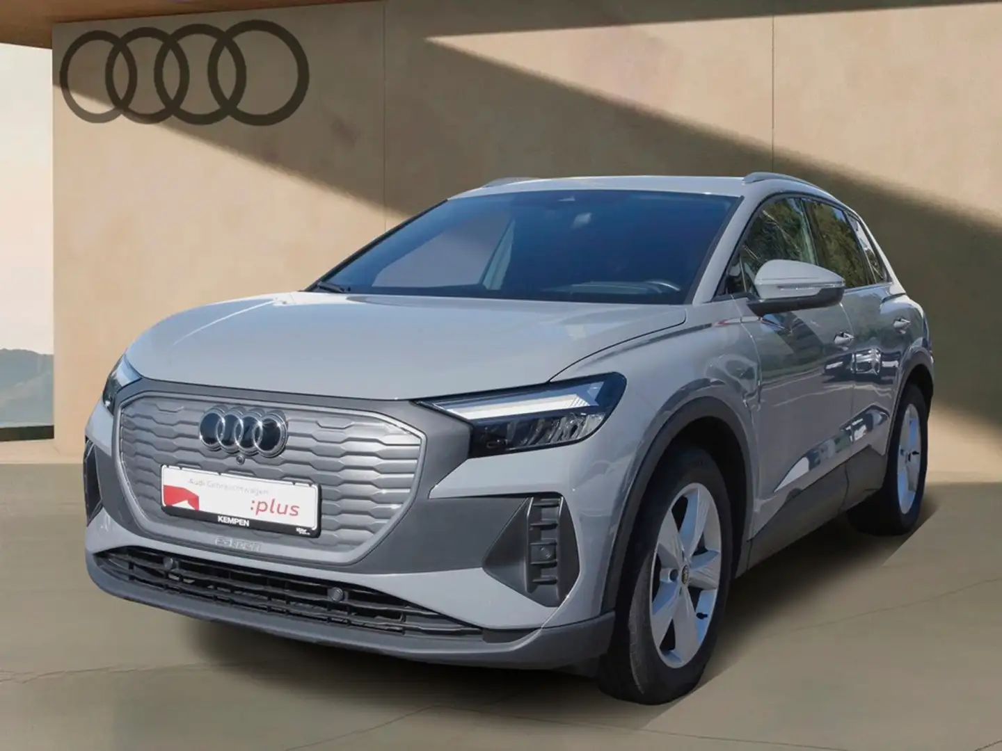 Audi Q4 e-tron 35 MMI Navi Klimapaket 19" Gris - 2