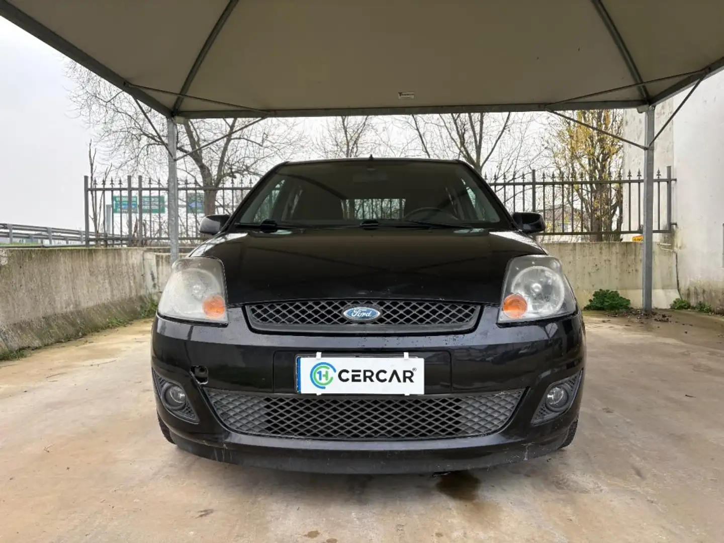 Ford Fiesta 1.4 TDCi 5p. Ghia OK NEOPATENTATI PRIMO PREZZO Negro - 2