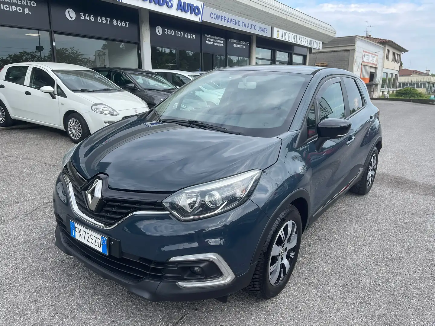 Renault Captur 1.5 dci Intens (energy r-link) 90cv E6 *AUTOMATICA Grigio - 1