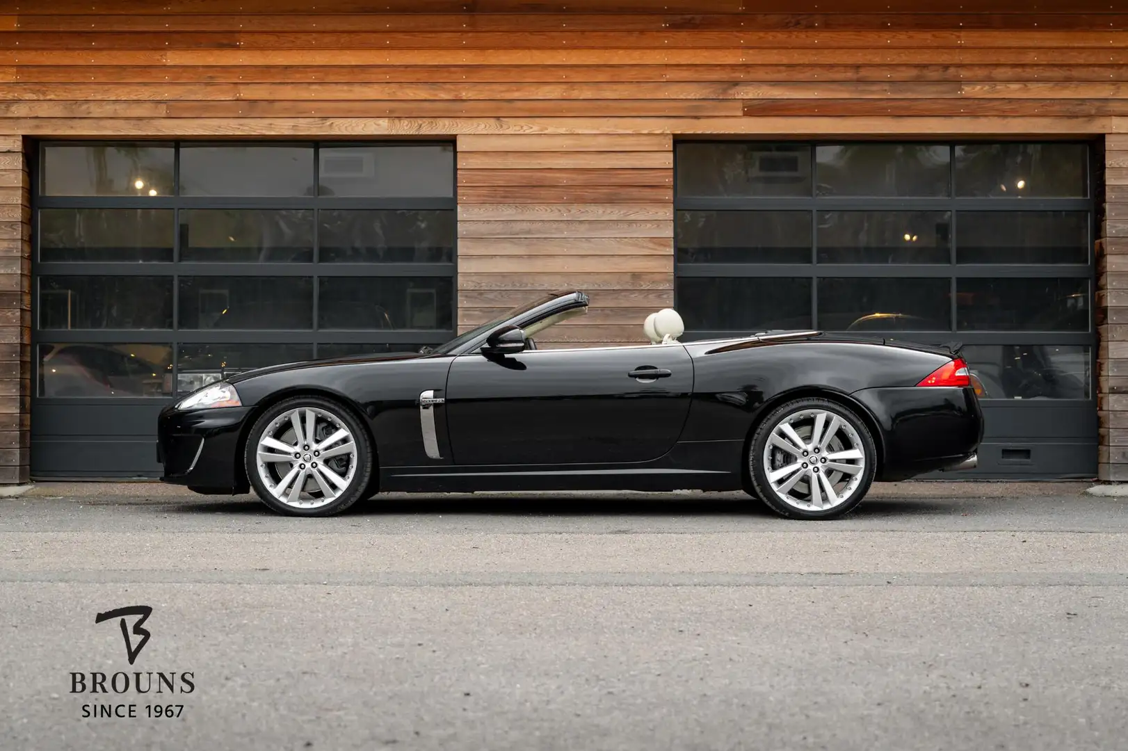 Jaguar XKR 5.0 V8 Convertible 510pk | Stoelventilatie | B&W | Negro - 2