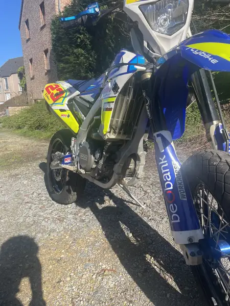 Yamaha WR 450 - foto 6