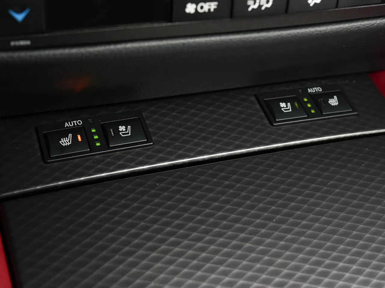 Lexus GS снимка Lexus GS