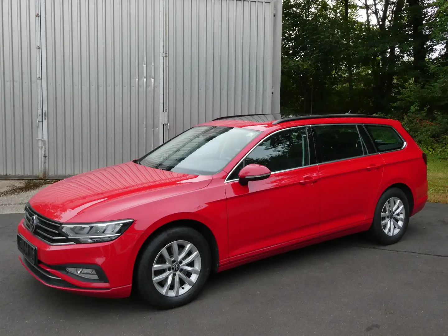 Volkswagen Passat 2.0 TDI  ACC/Navi/Virtual/Kamera/Panorama Czerwony - 1