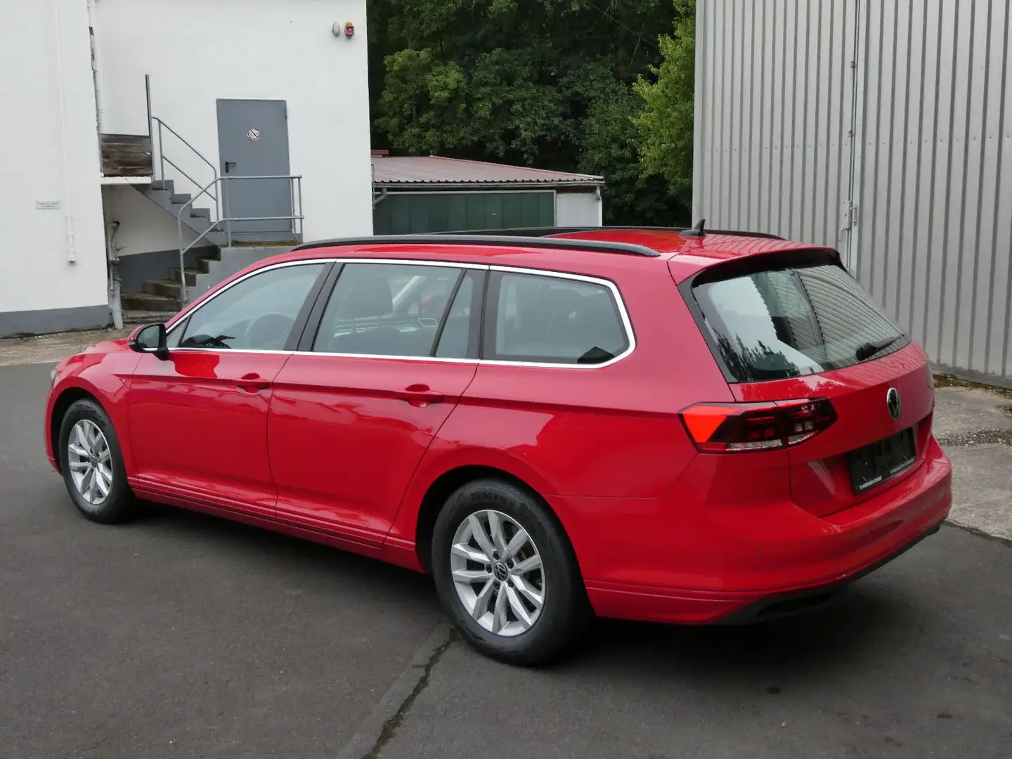 Volkswagen Passat 2.0 TDI  ACC/Navi/Virtual/Kamera/Panorama Czerwony - 2