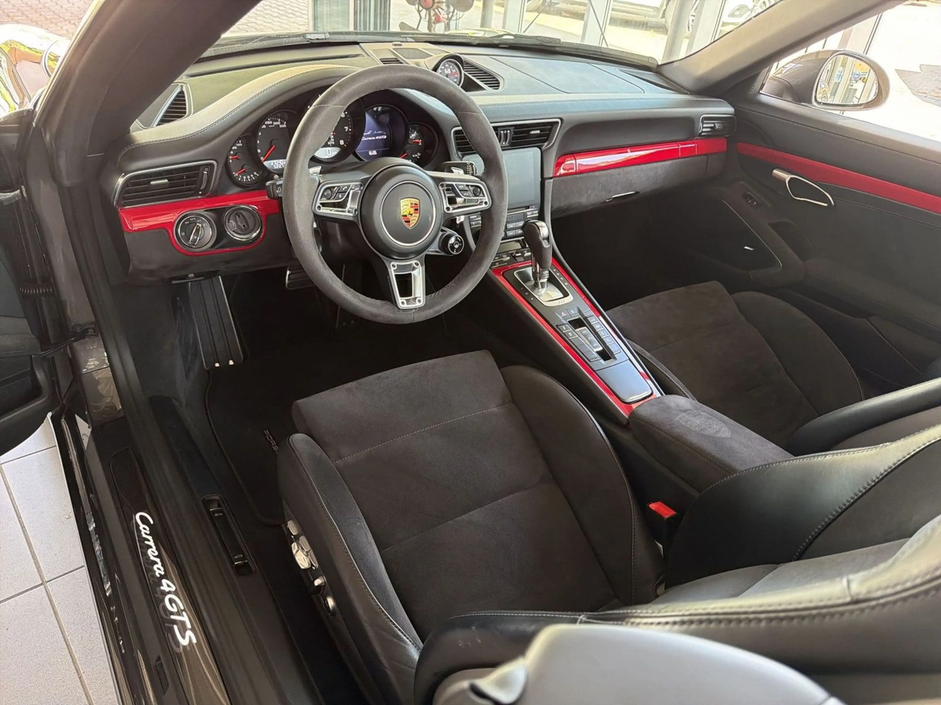 Porsche 991 Carrera 4 GTS Cabriolet LIFT APPR. HAL BOSE — photo 10