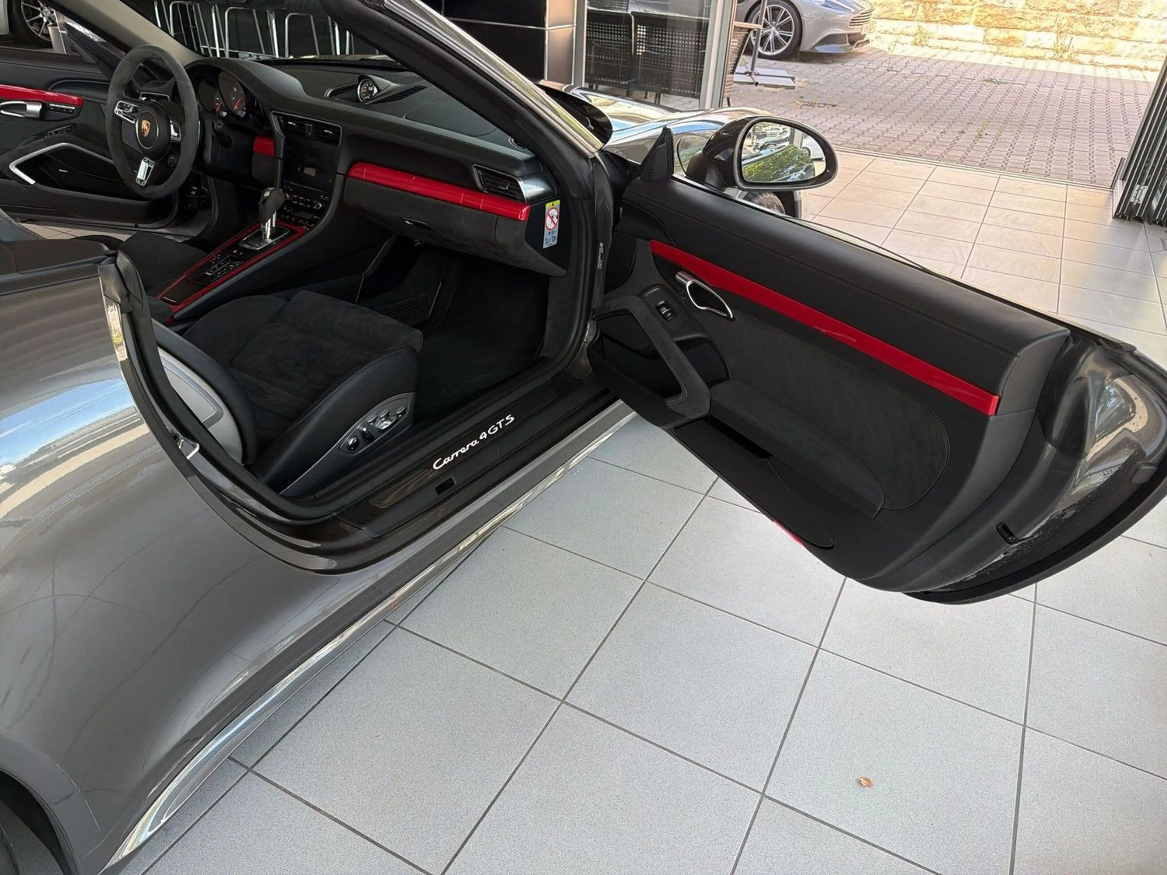 Porsche 991 Carrera 4 GTS Cabriolet LIFT APPR. HAL BOSE — photo 13