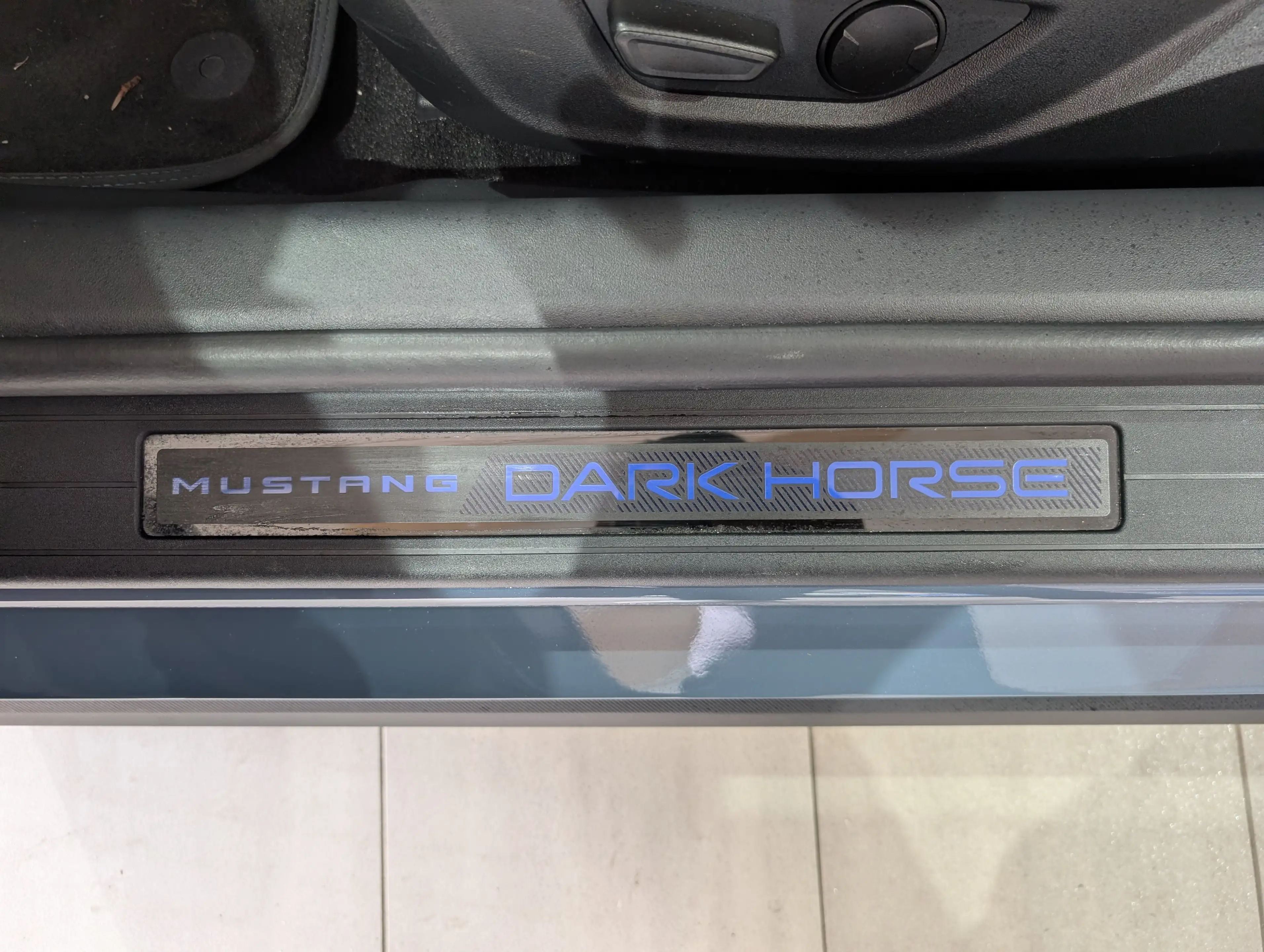 Ford Mustang 5.0 V8 DARK HORSE — photo 12