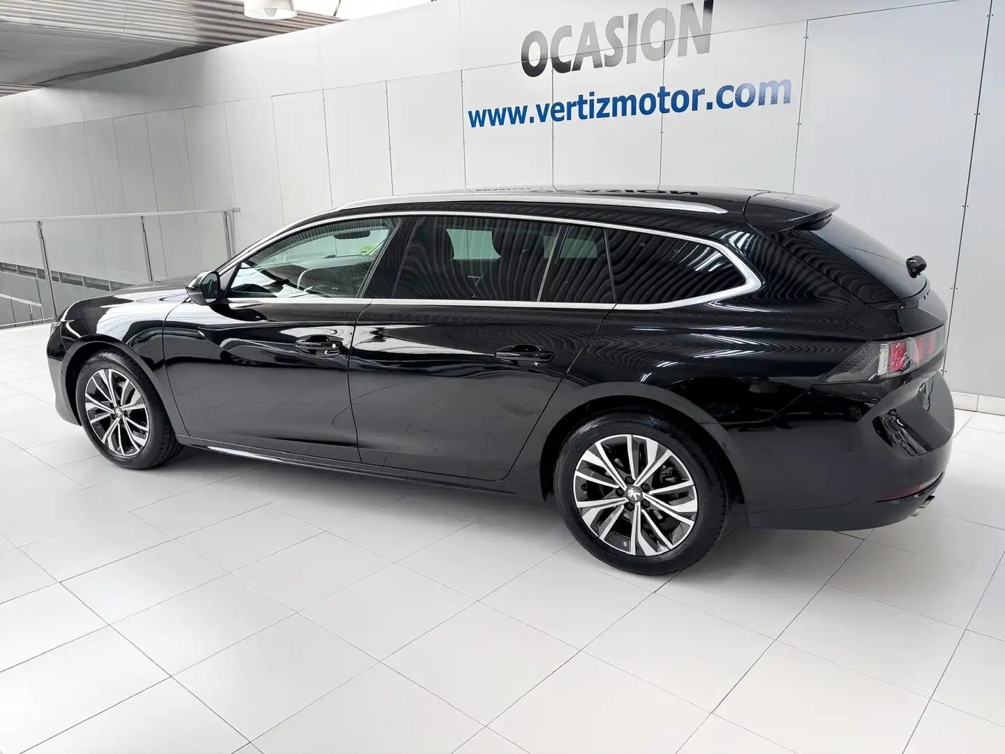 Peugeot 508 SW 1.6 PureTech S&S Allure EAT8 180 Schwarz - 2