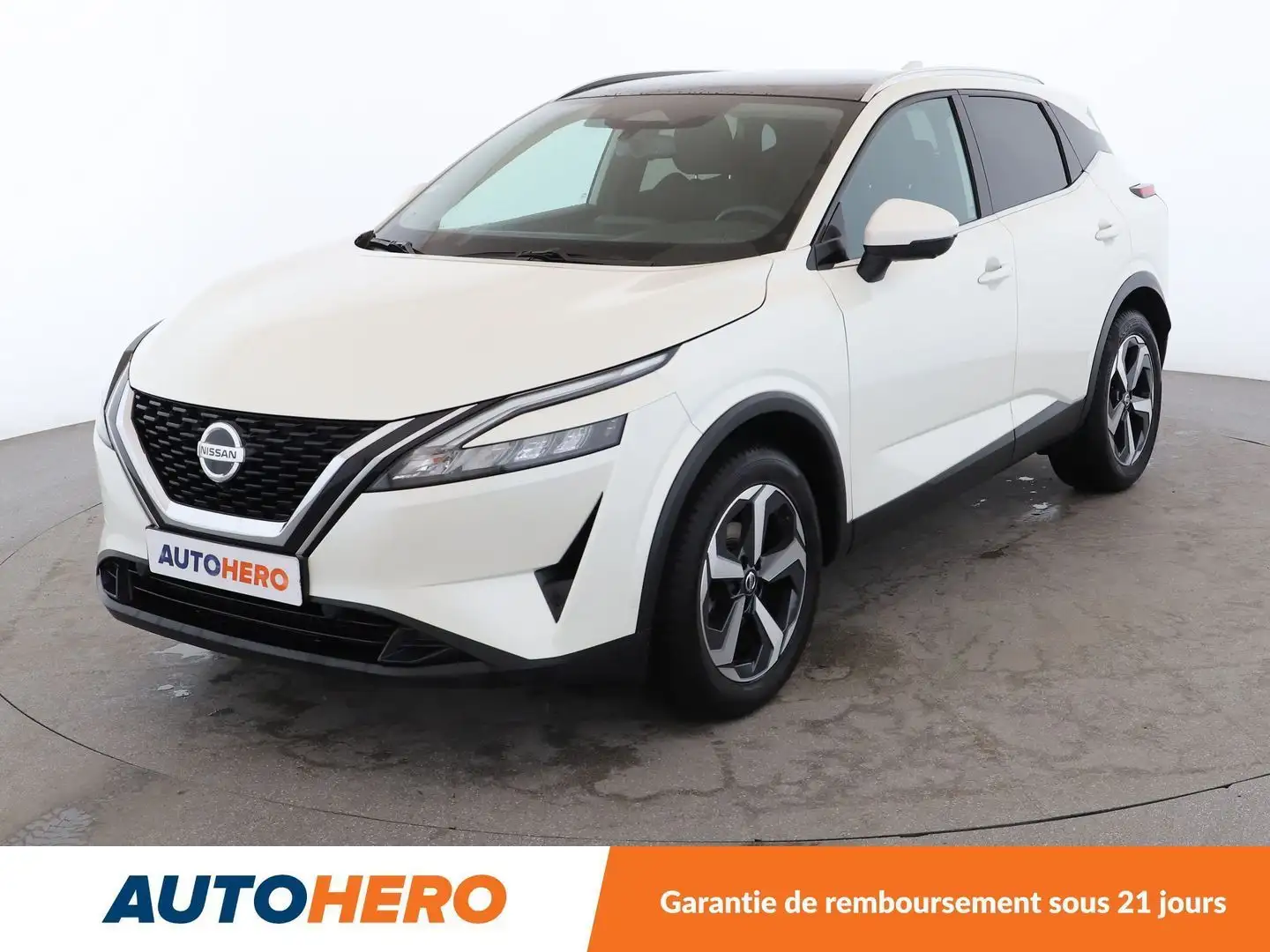 Nissan Qashqai 1.3 DIG-T N-Connecta Blanc - 1