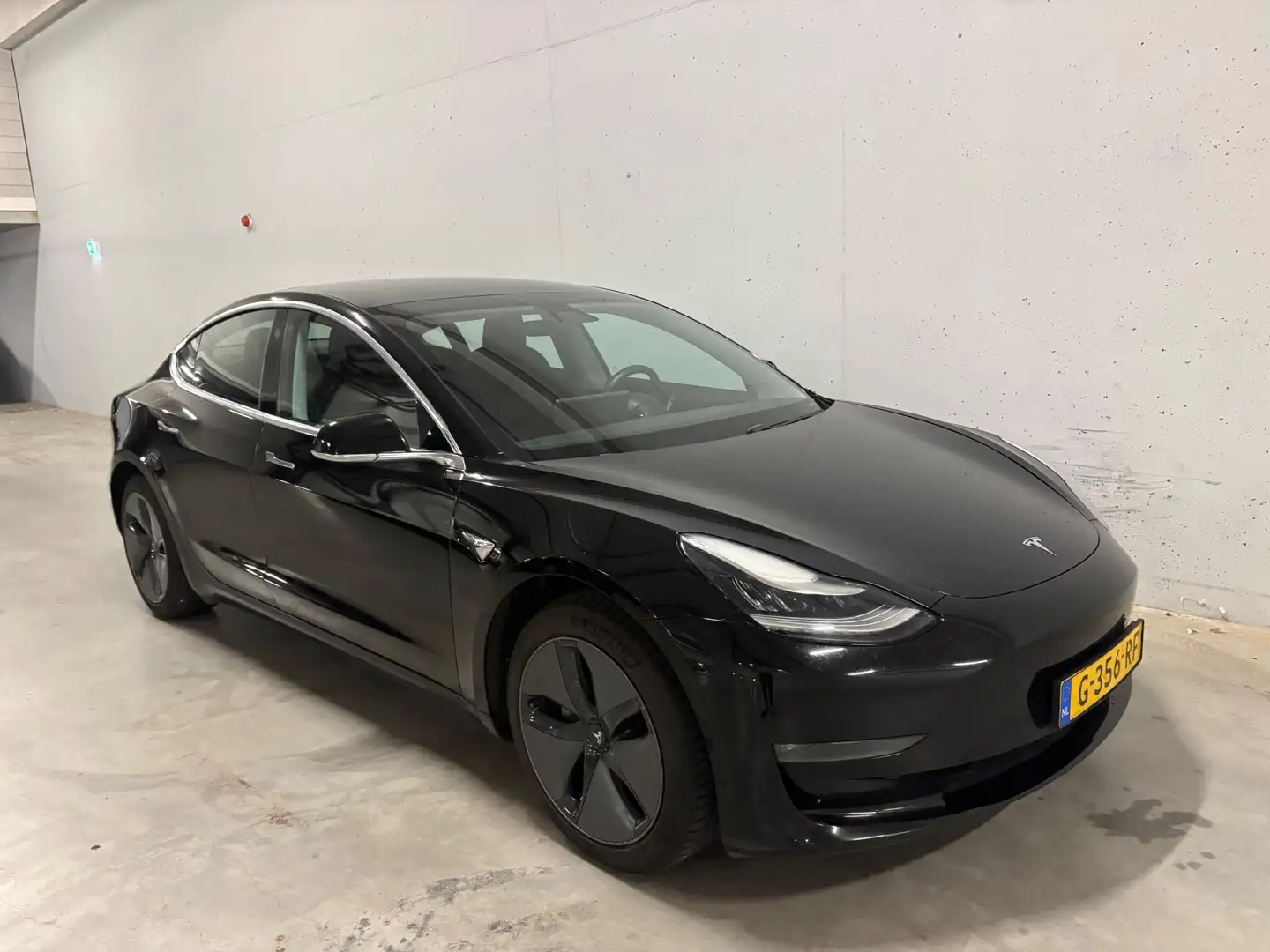 Tesla Model 3 Long Range AWD 75 kWh BTW 21% Pano Schwarz - 2