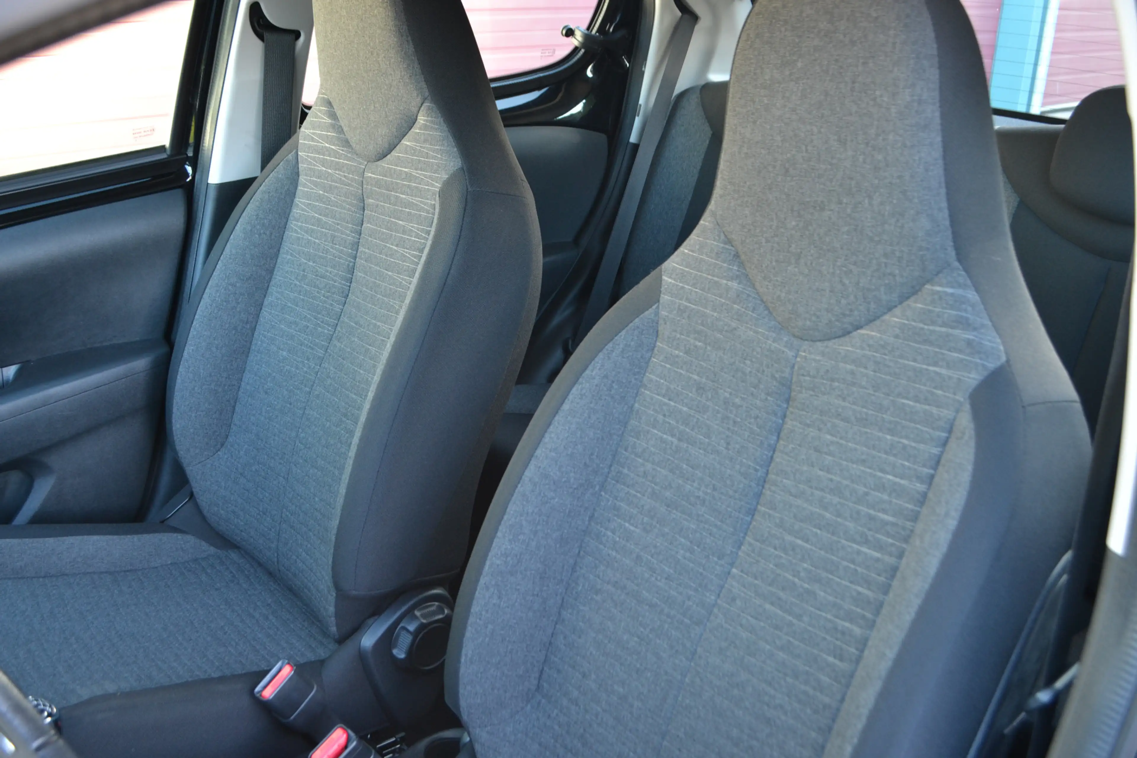 Citroen C1 1.0 e-VTi Shine — photo 10