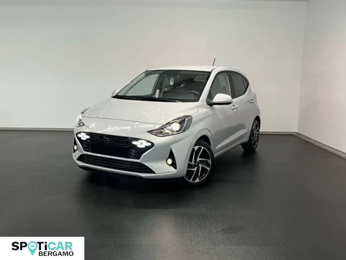 Hyundai i10 1.0 MPI Prime Gris - 1