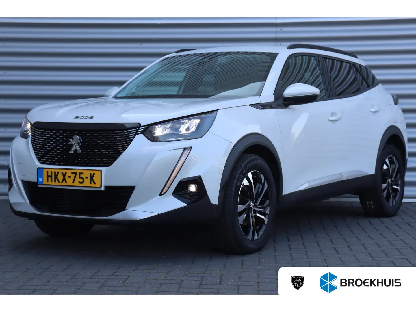 Peugeot 2008 1.2 PURETECH 130PK ALLURE PACK AUTOMAAT / NAVI / L Wit - 1