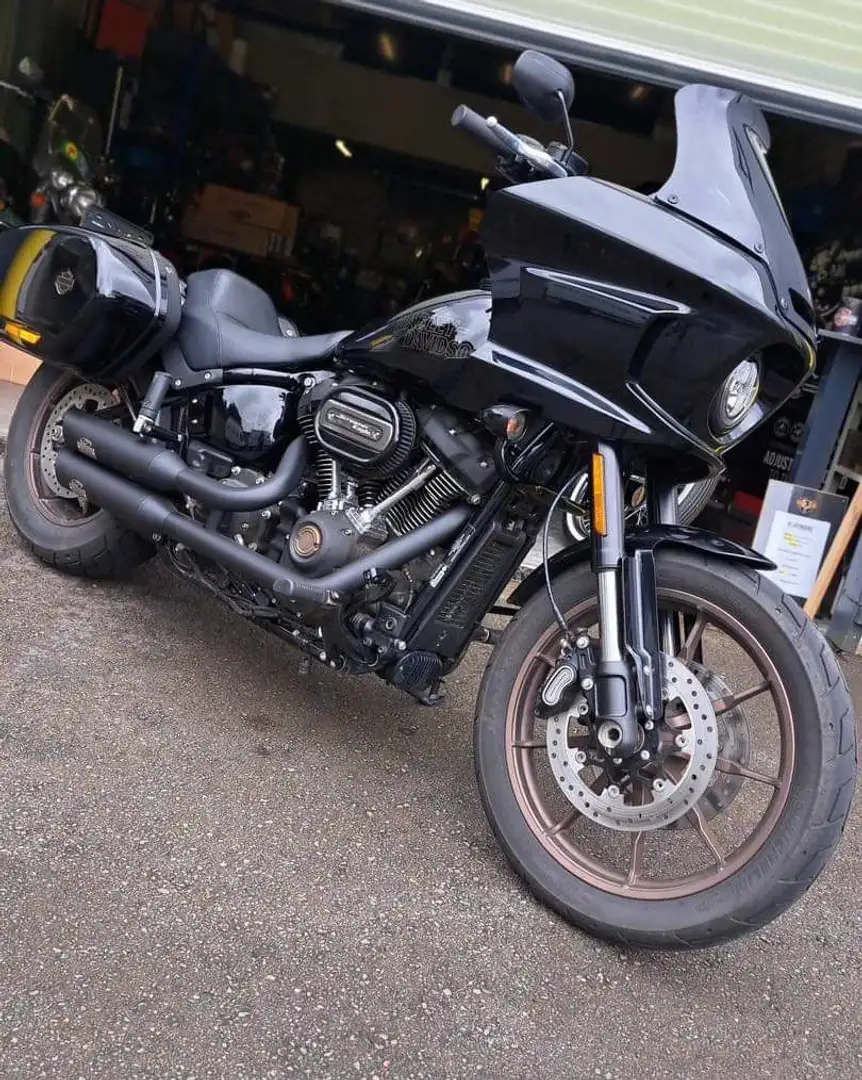 Harley-Davidson Lowrider ST Чёрный - 1