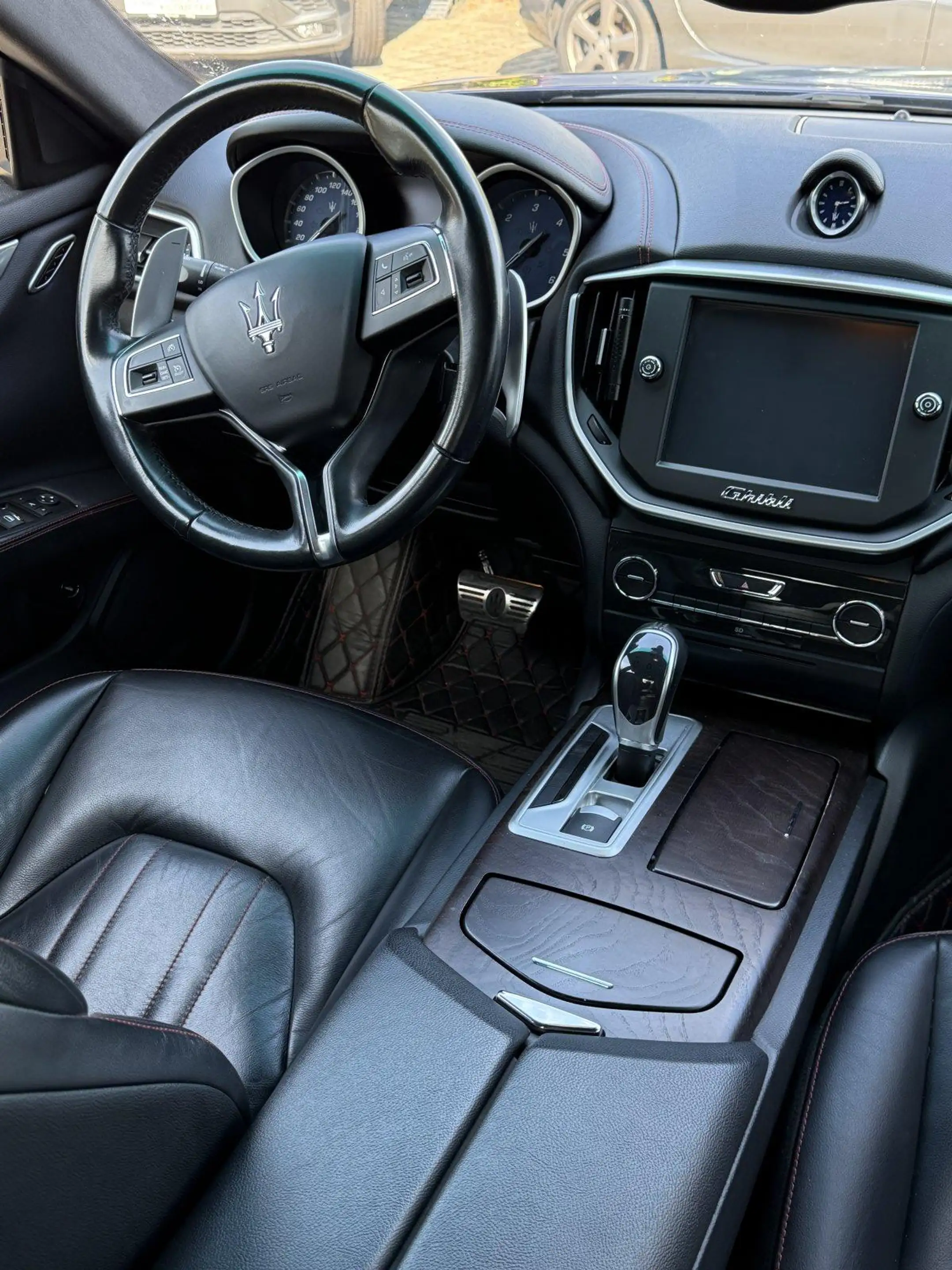 Maserati Ghibli 3.0 V6 Diesel TOP *GranSport — photo 12