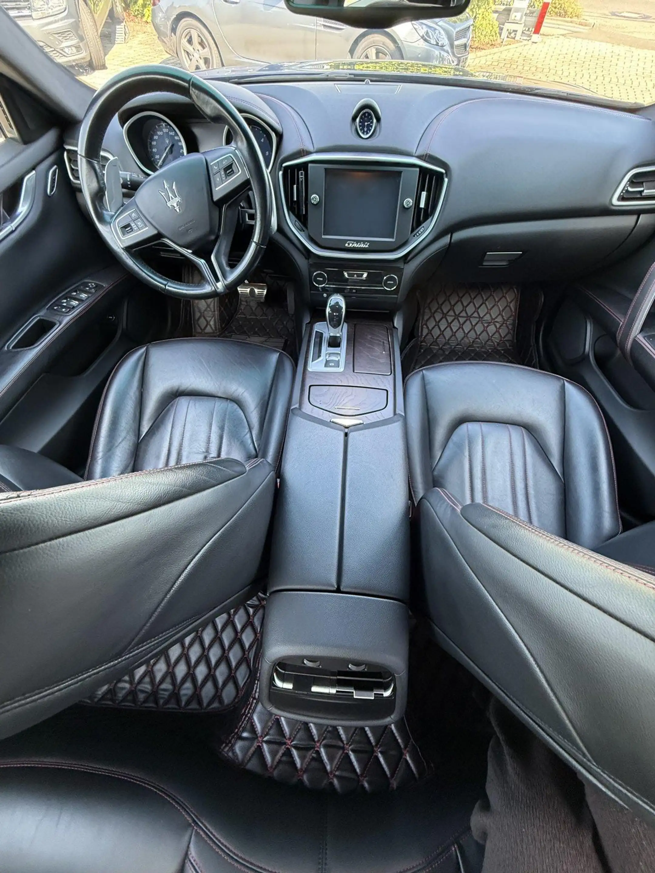 Maserati Ghibli 3.0 V6 Diesel TOP *GranSport — photo 11