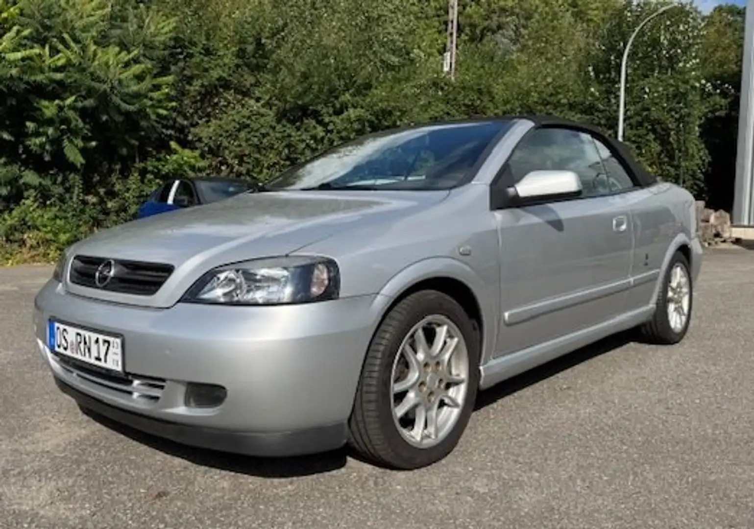 Opel Astra 1.8 16V Cabrio Gris - 1