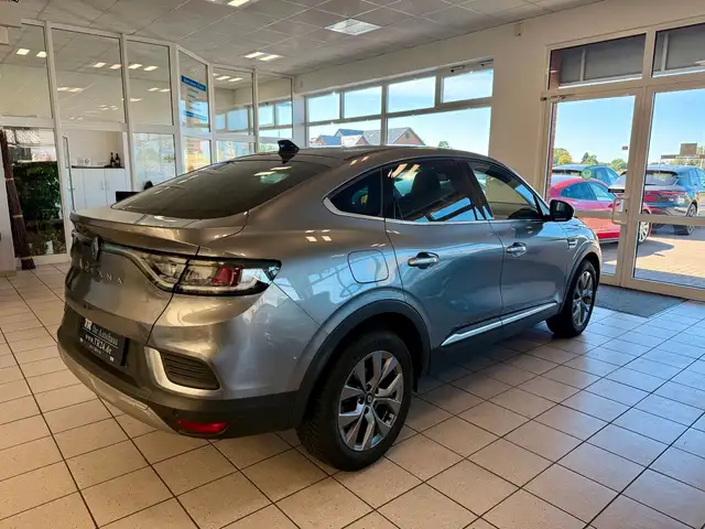 Renault Arkana view 5