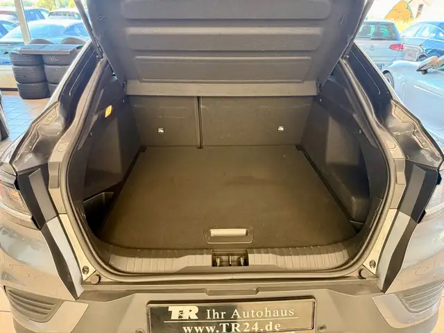 Renault Arkana view 9