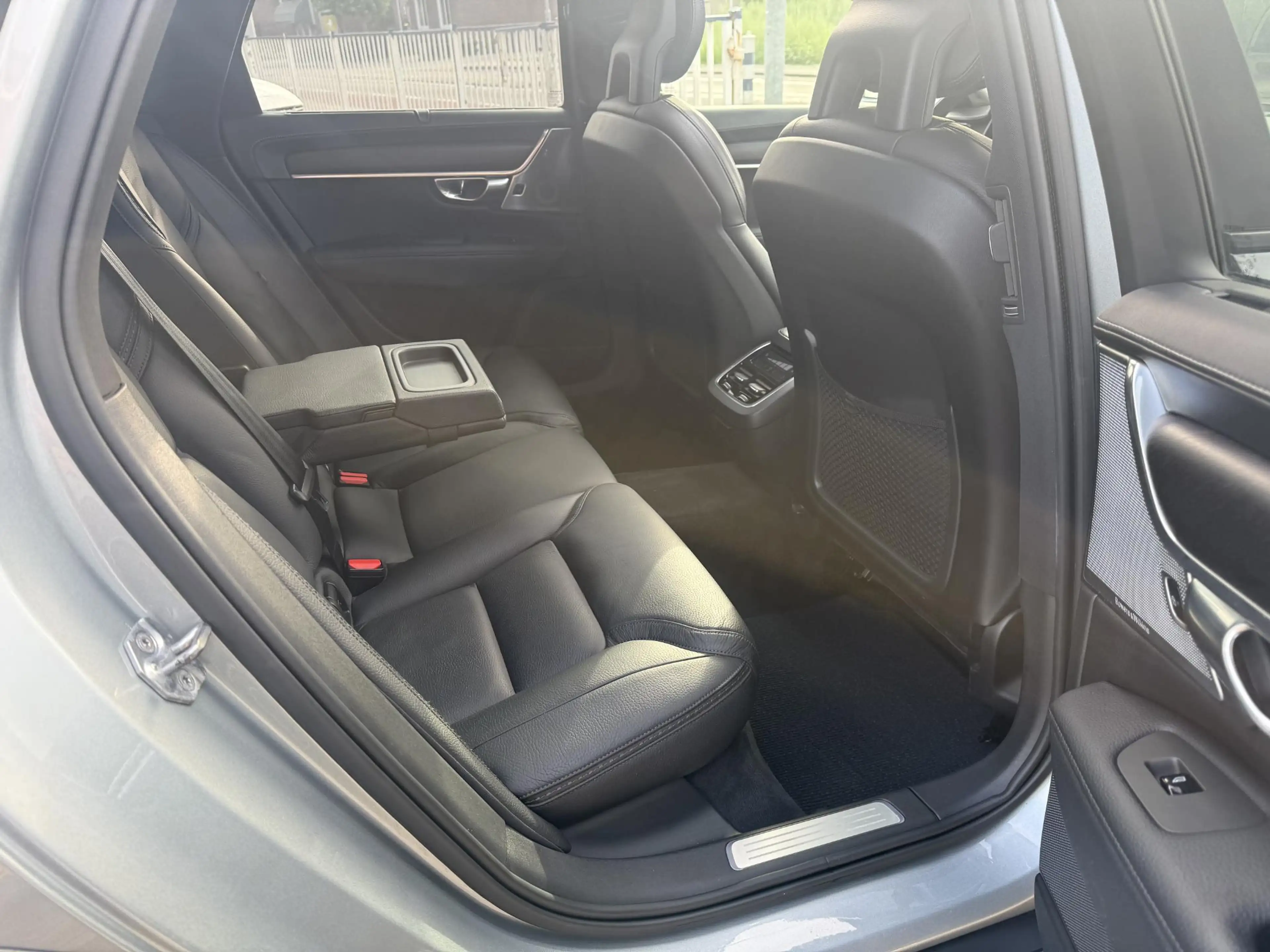 Volvo V90 Cross Country 2.0 T6 Luxury-line — photo 9