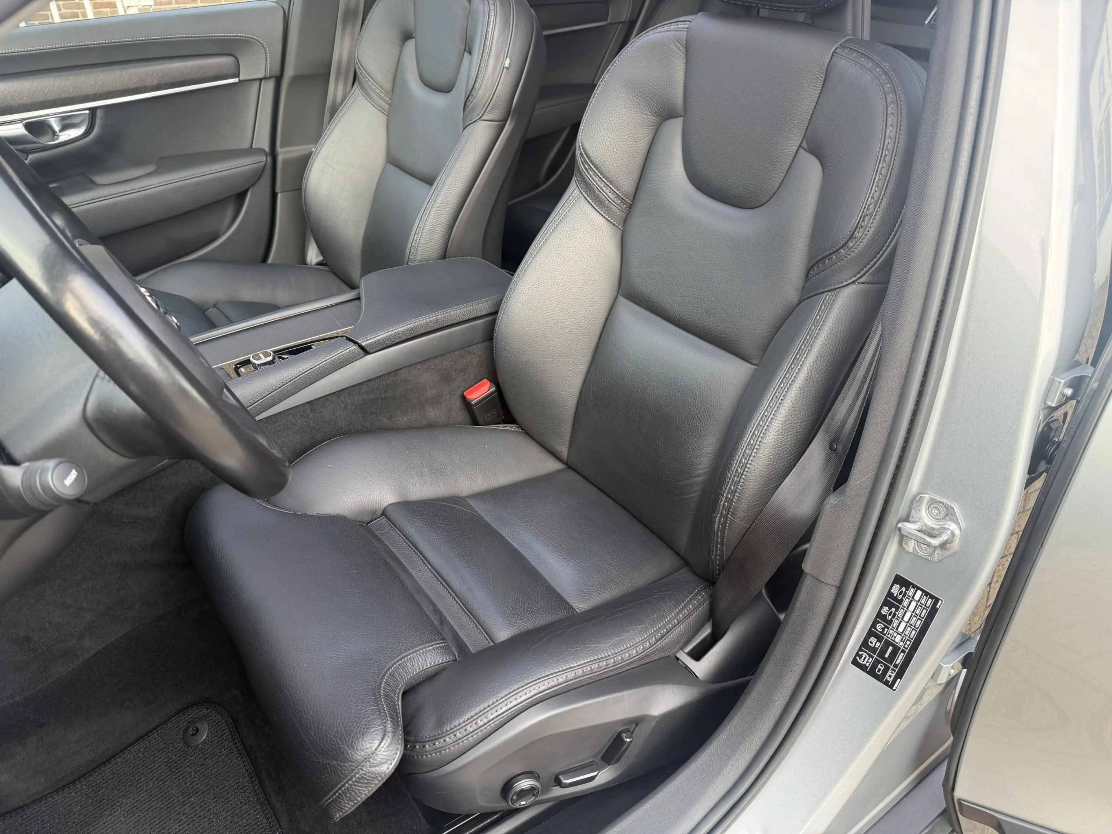 Volvo V90 Cross Country 2.0 T6 Luxury-line — photo 14