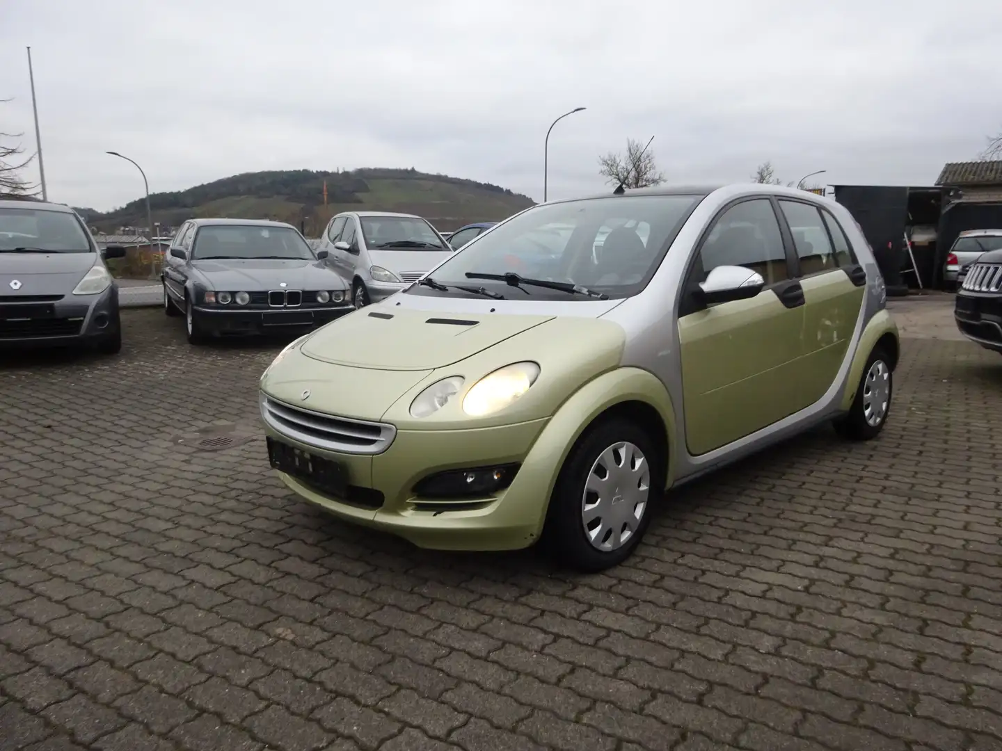 smart forFour passion 1,3i Klima Zustand gut Servo CD Gold - 2