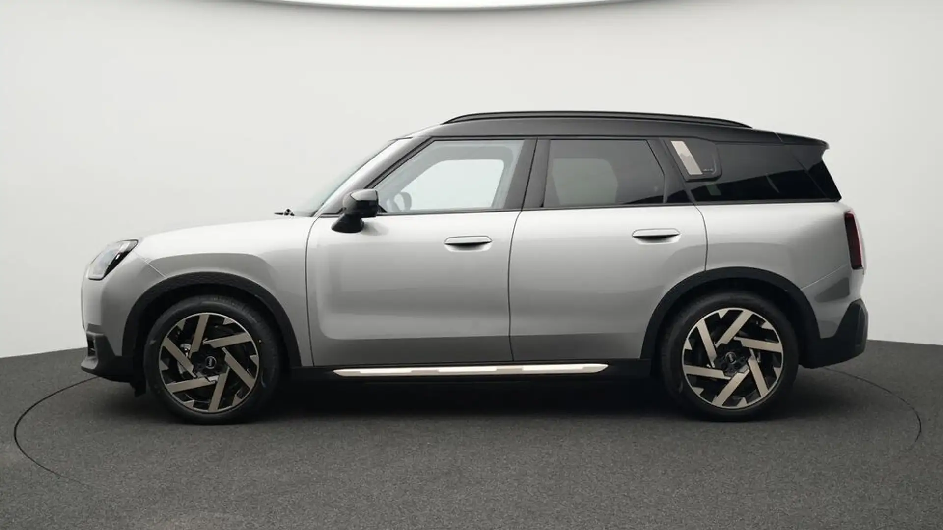 MINI Countryman SE All4 Favoured Trim Gris - 2