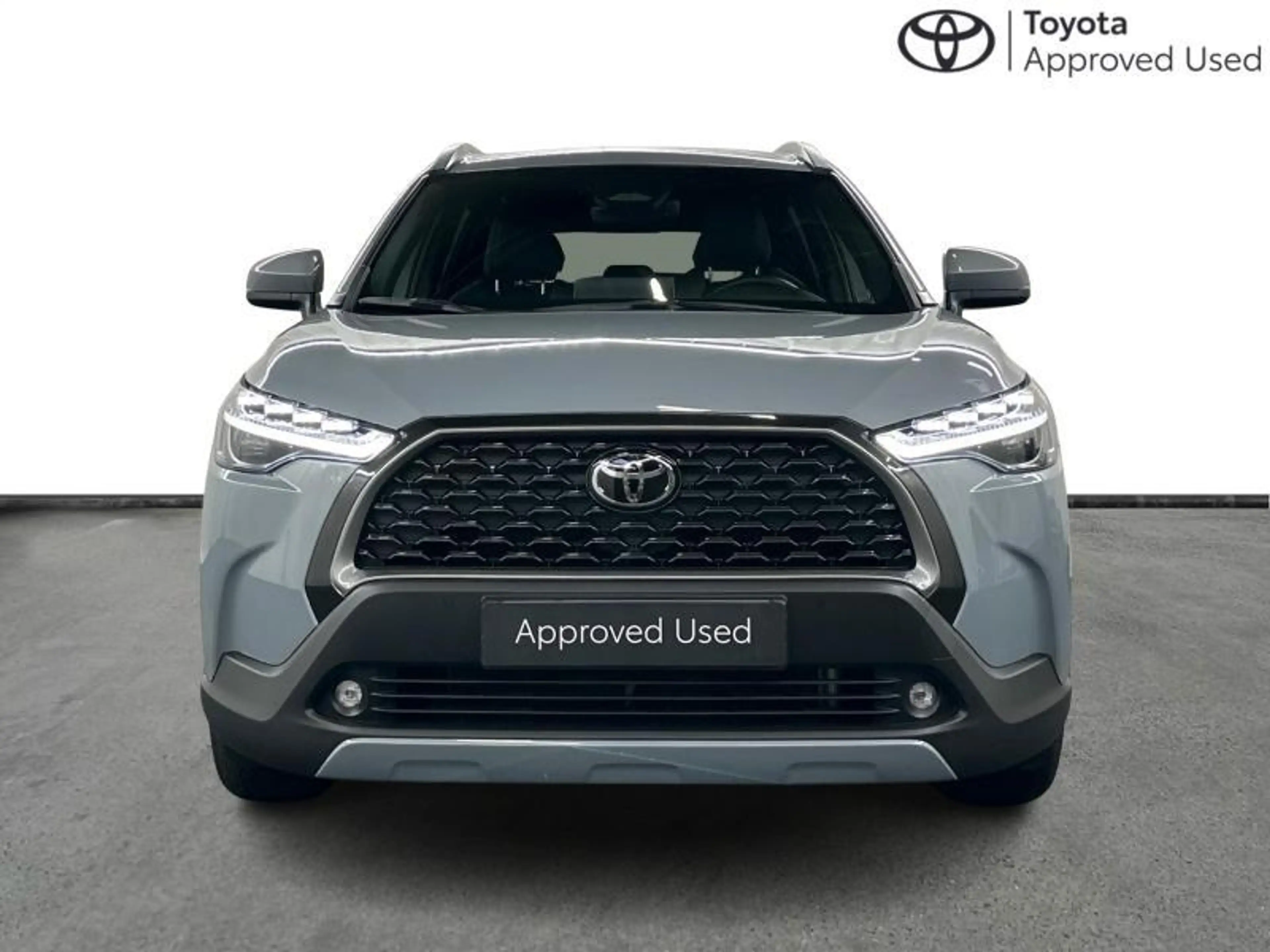 Toyota Corolla Cross 140hp HEV Style Luxury | winter pack — photo 7
