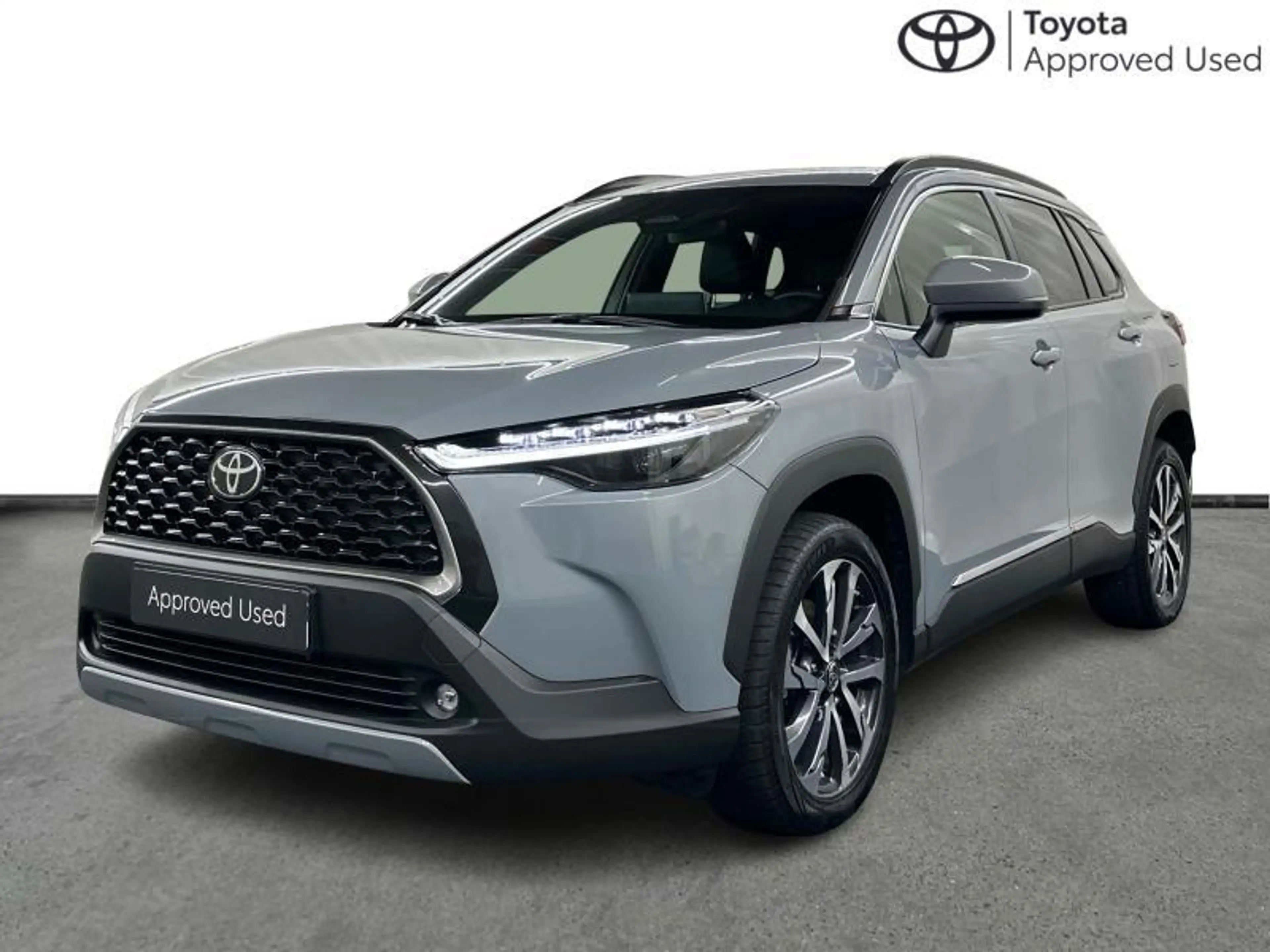 Toyota Corolla Cross 140hp HEV Style Luxury | winter pack