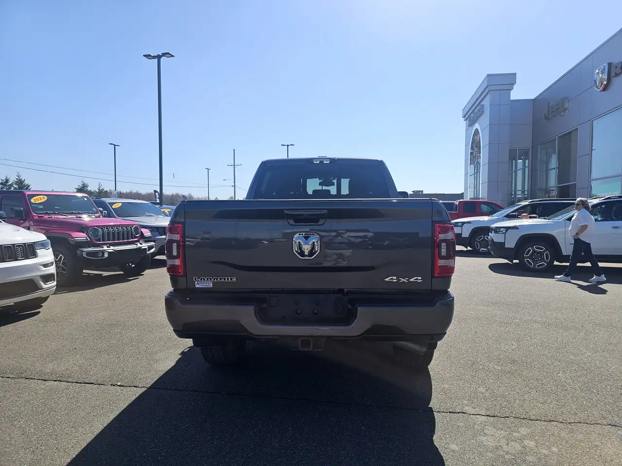 RAM 2500 снимка RAM 2500