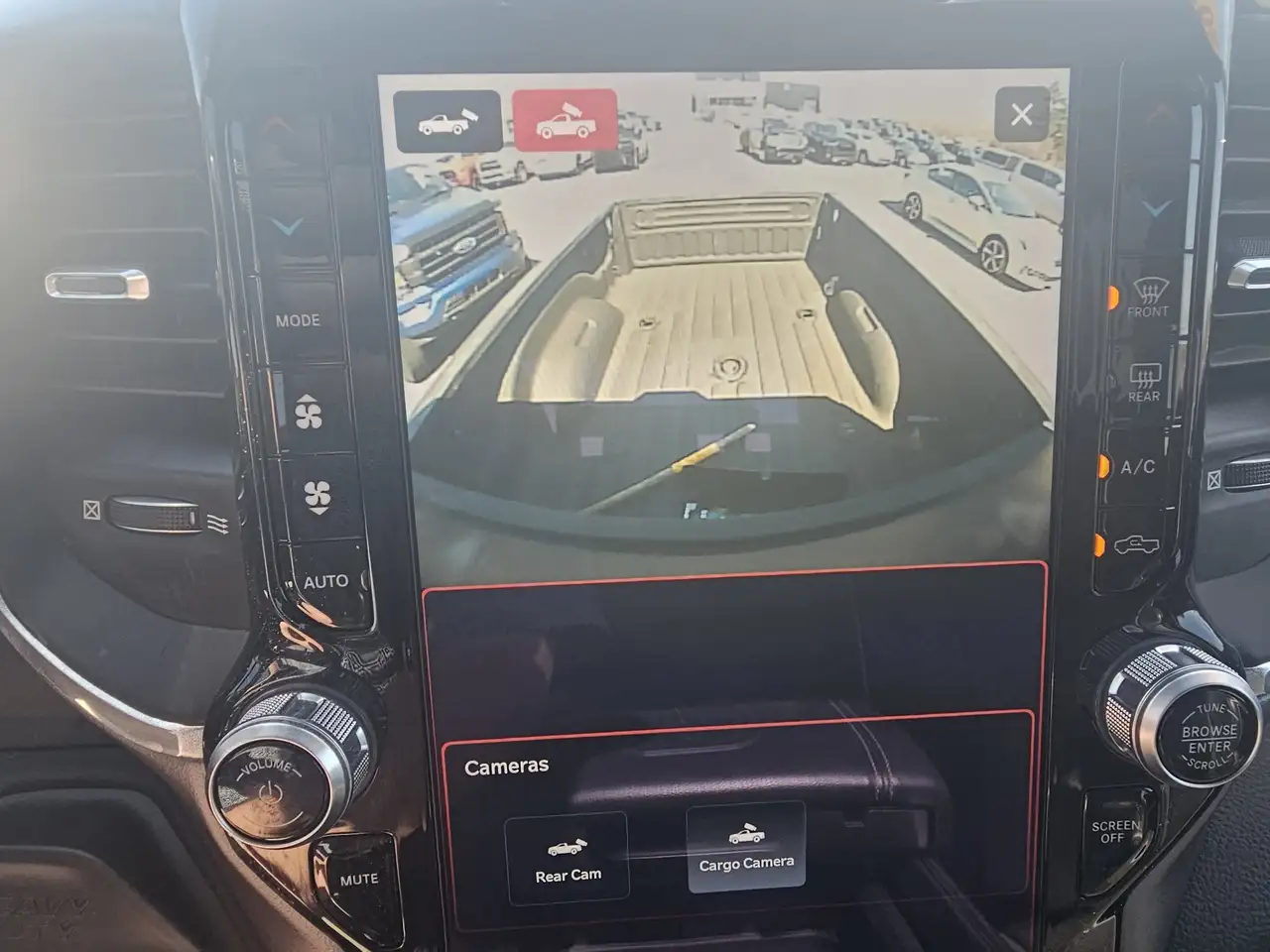RAM 2500 снимка RAM 2500