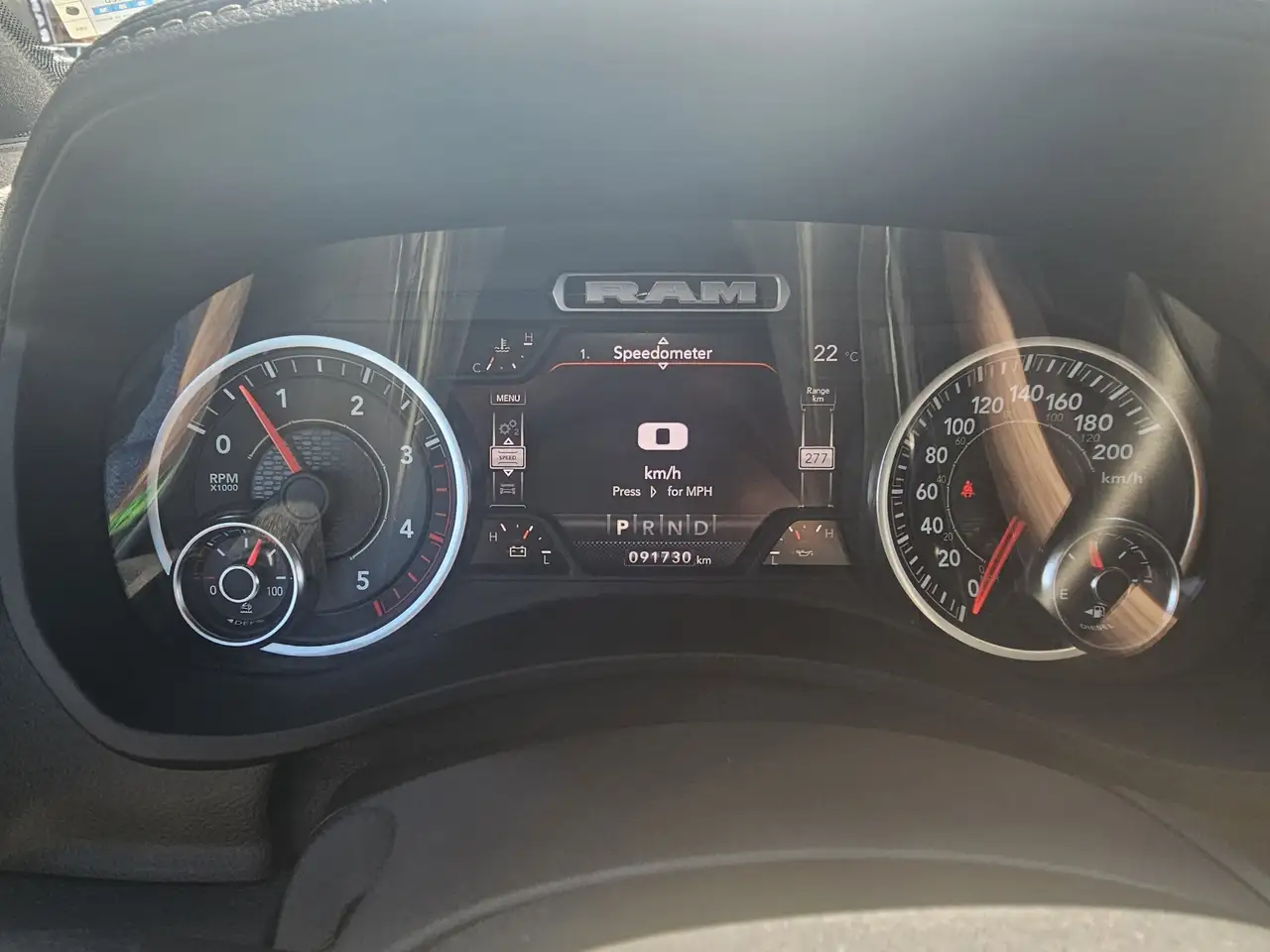 RAM 2500 снимка RAM 2500