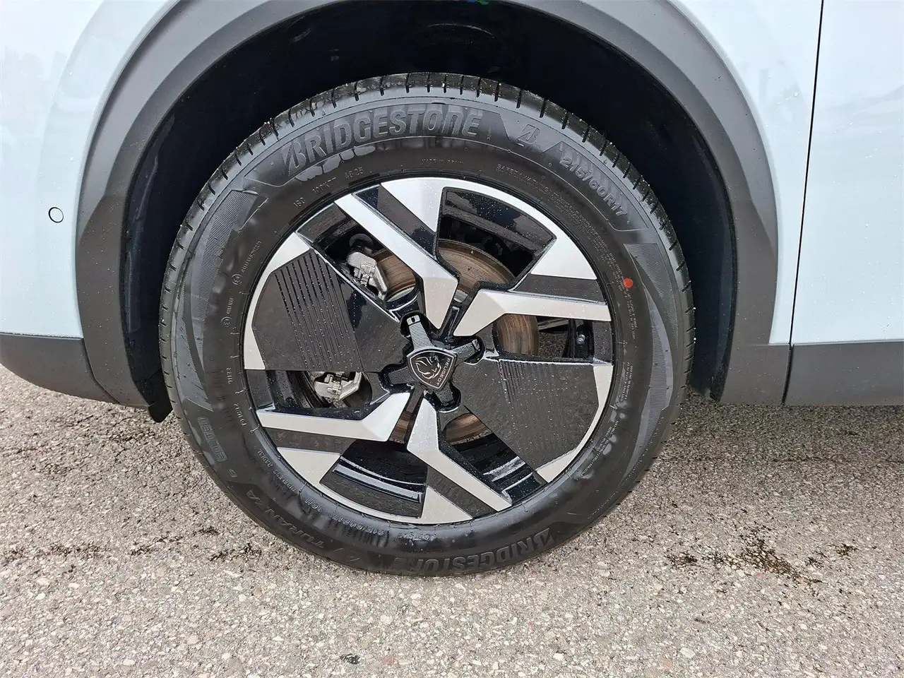 Peugeot 2008 ALLURE Hybrid 110 e-DCS6 3