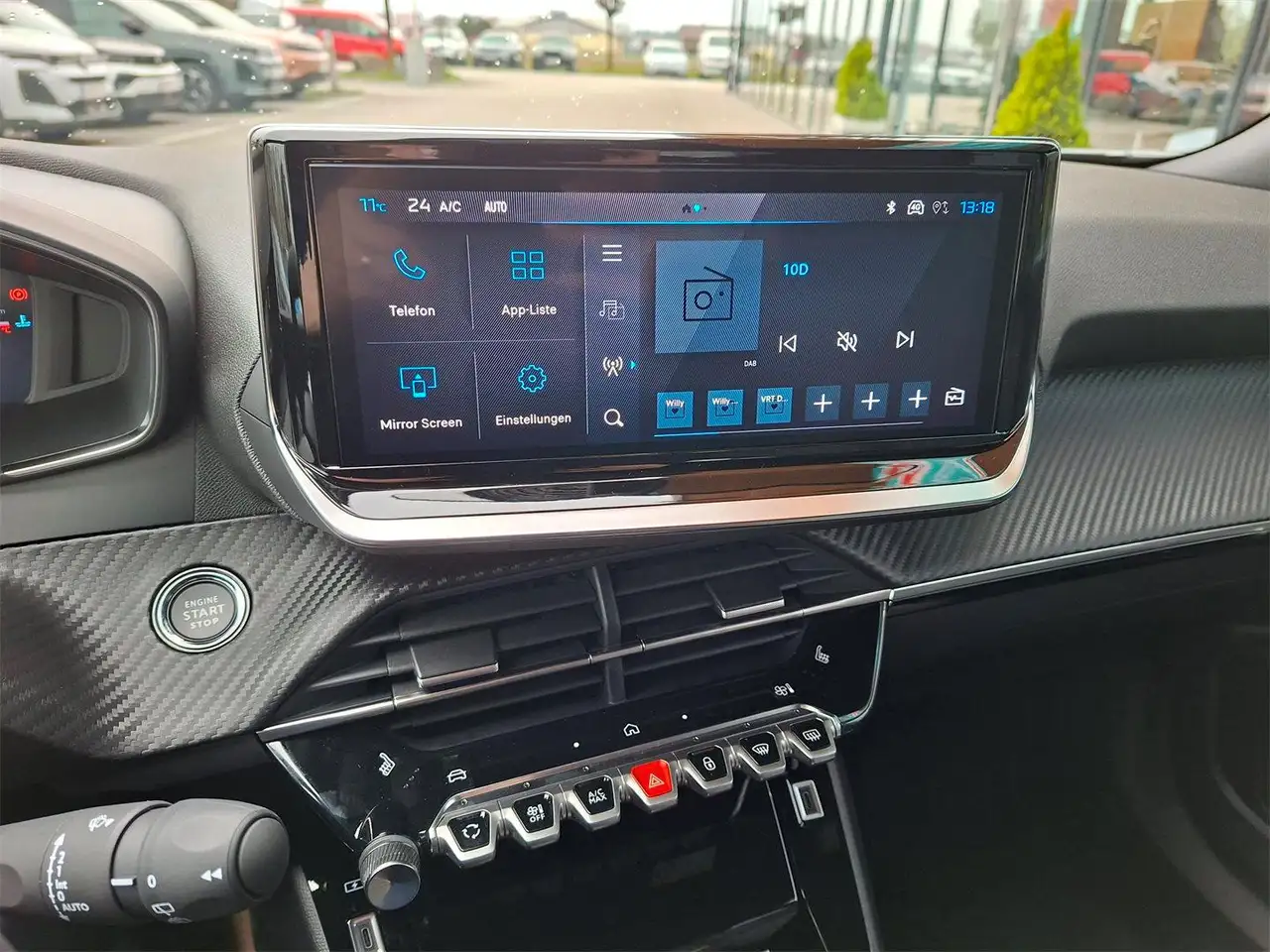 Peugeot 2008 ALLURE Hybrid 110 e-DCS6 10