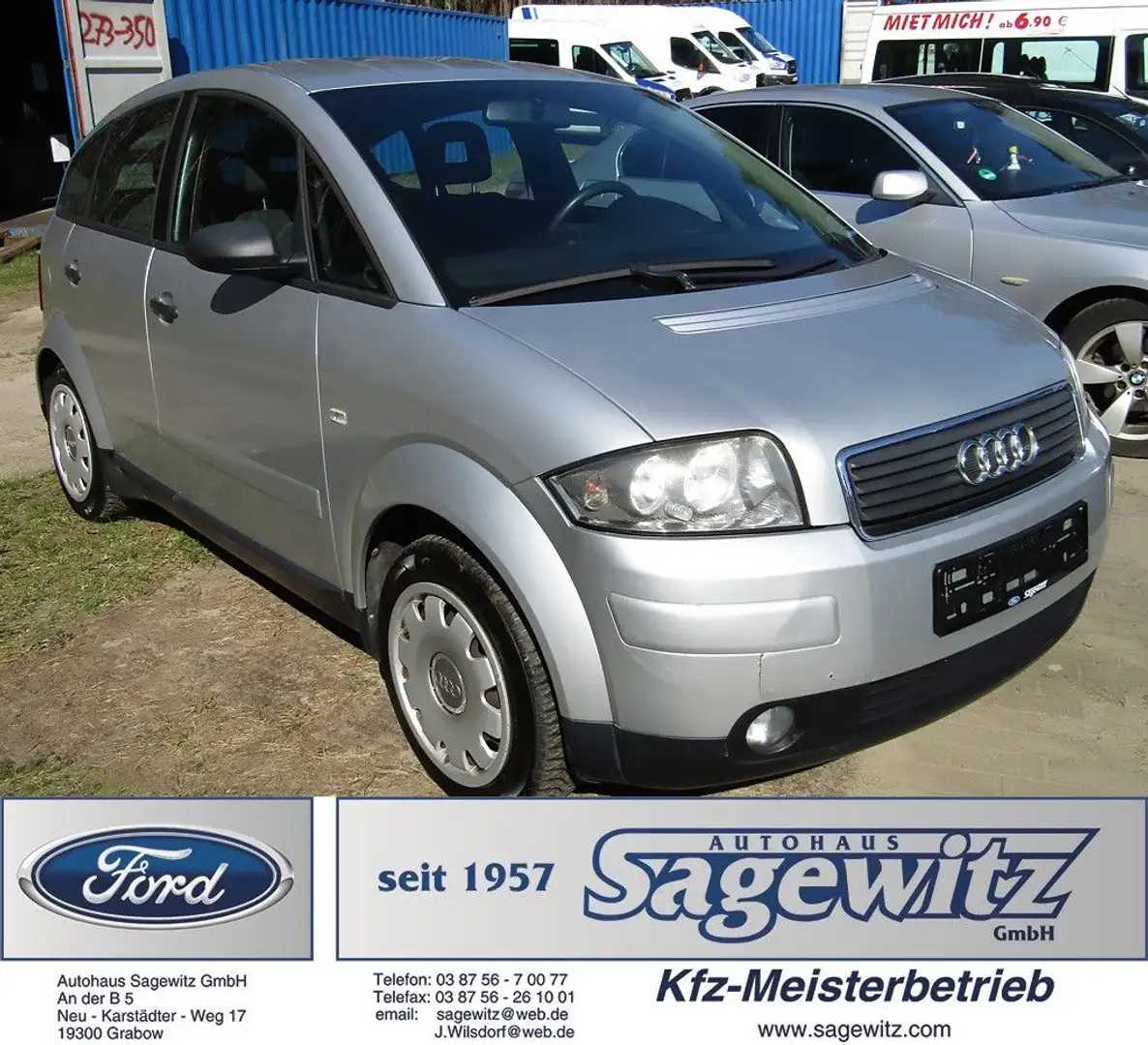 Audi A2 1.4 55kW/75PS Sony CD-Radio Argintiu - 1