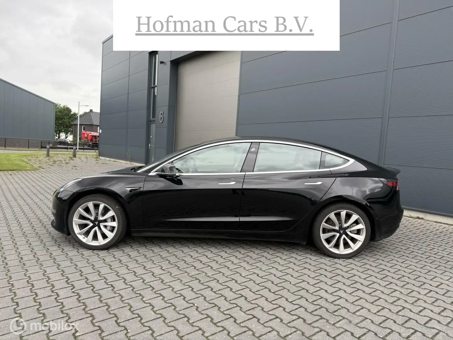 Tesla Model 3 Standard RWD Plus 60 kWh TREKHAAK AUTOPILOT Marge Zwart - 2