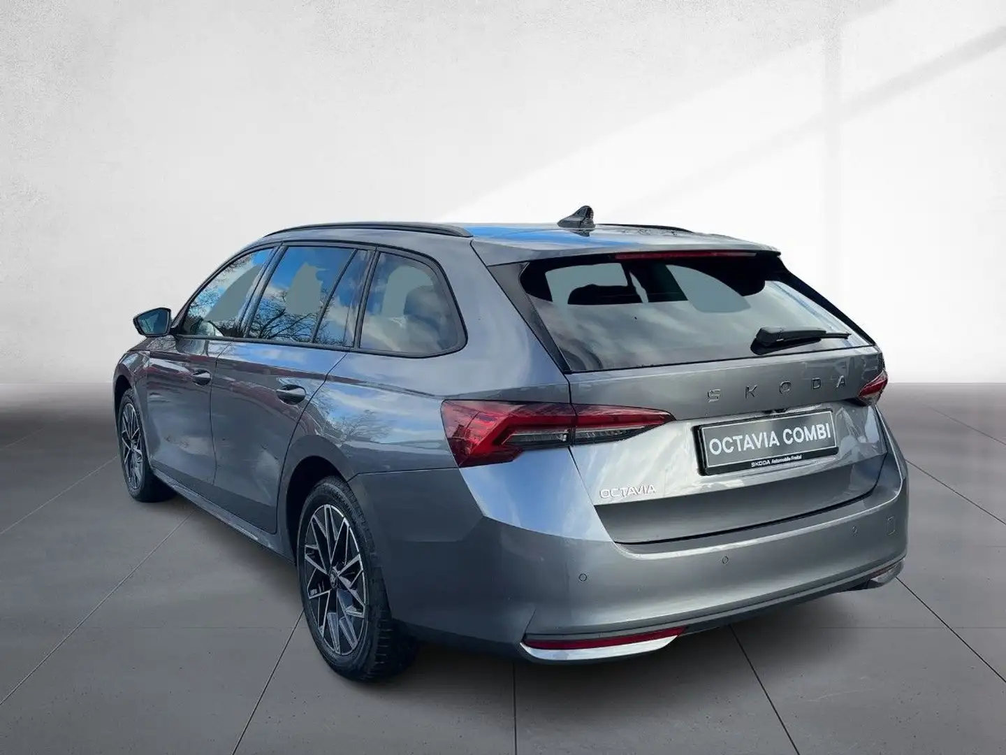 Skoda Octavia Combi Selection 1,5 TSI mHEV DSG *AHZV* Grau - 2