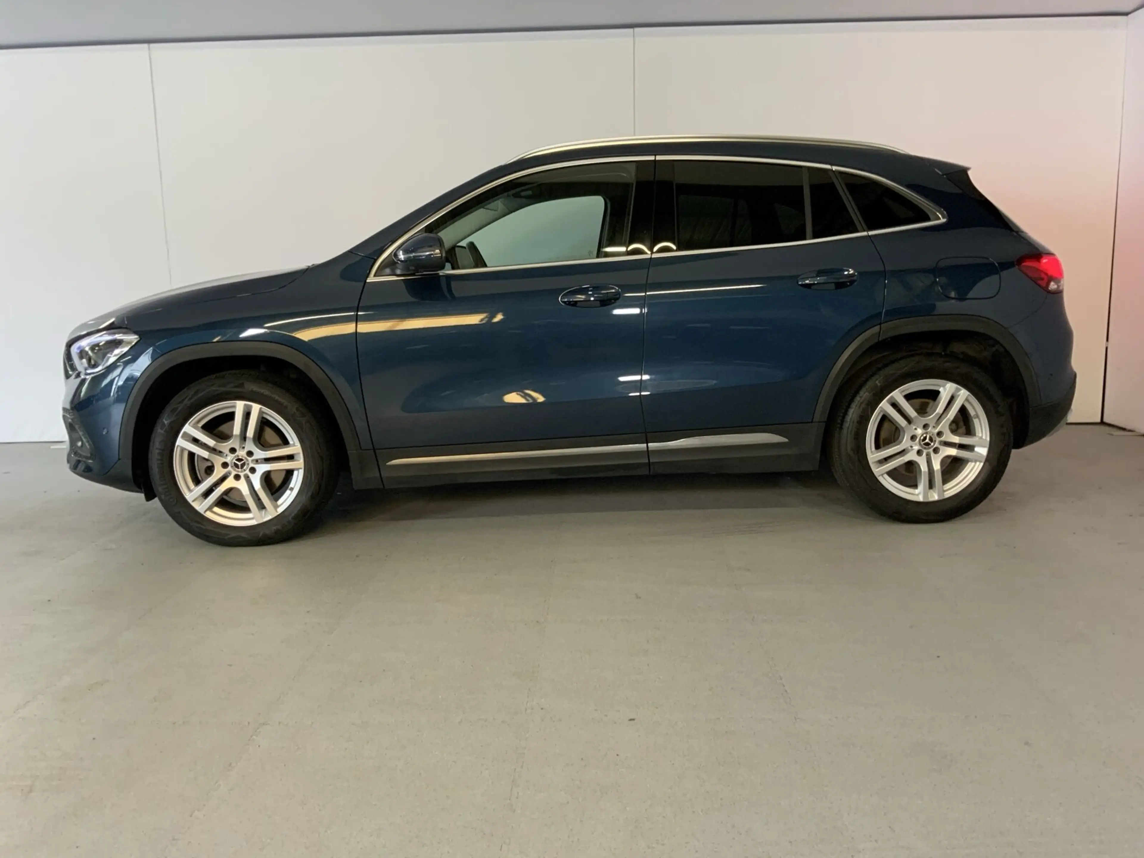 Mercedes-Benz GLA 220 GLA 220 d 4MATIC Progressive Navi/Distronic/Klima — photo 3
